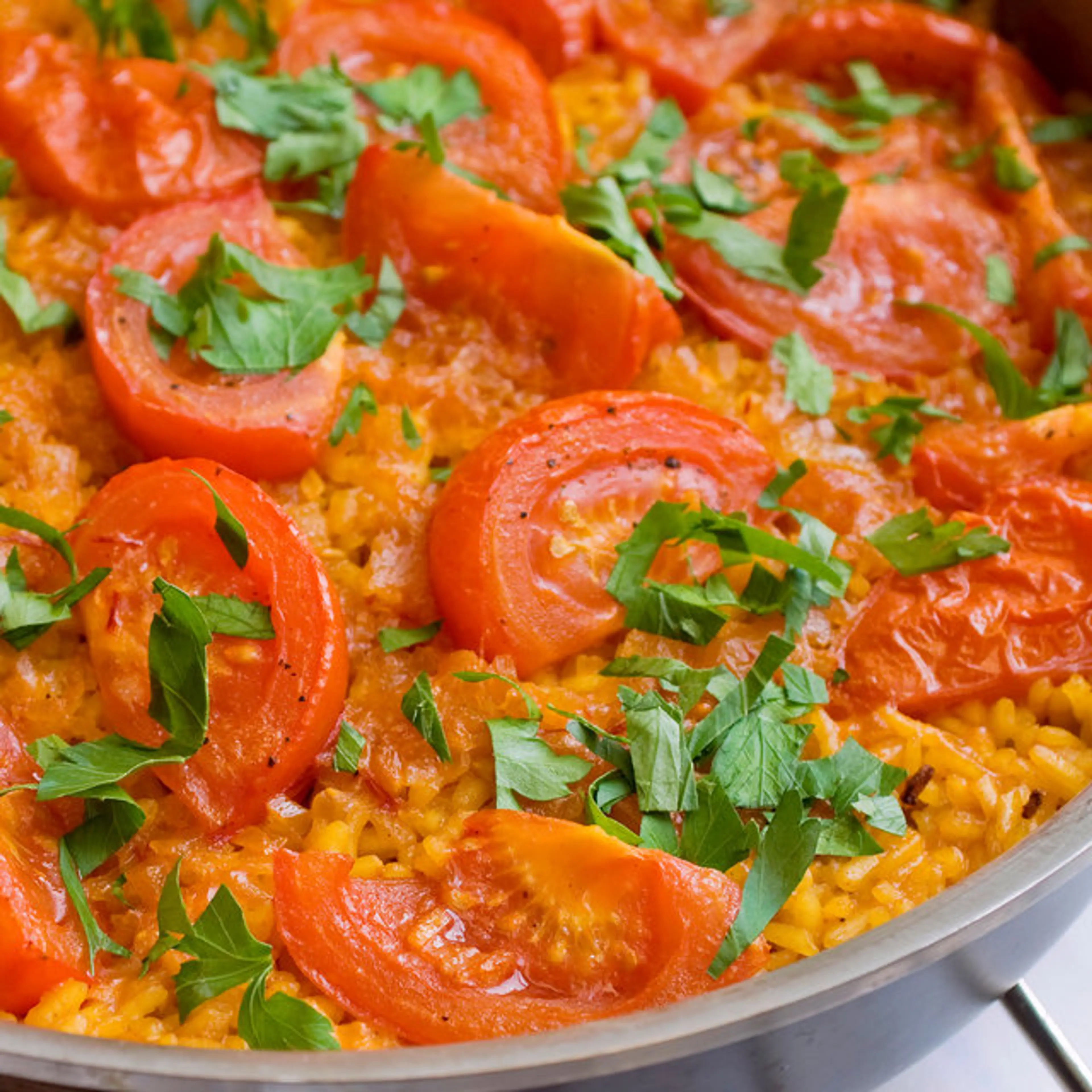 Paella With Tomatoes
