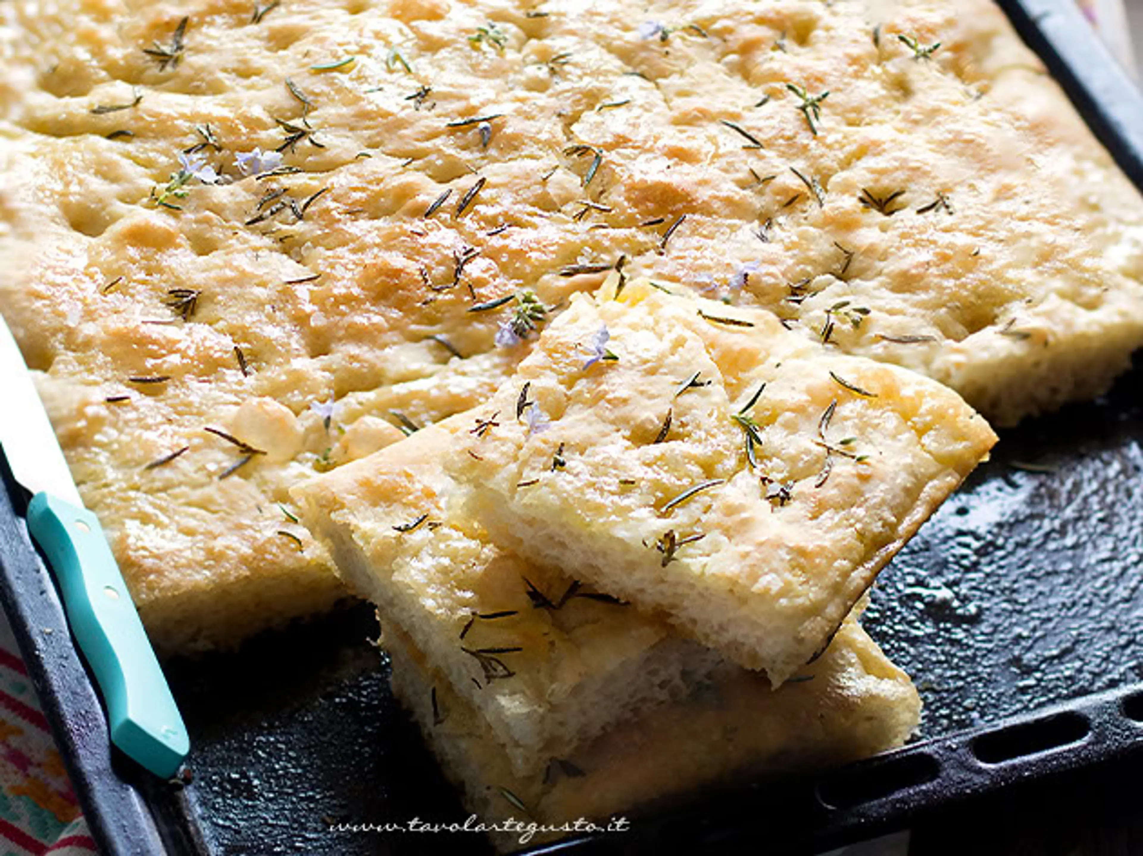 Focaccia morbida: Ricetta base come fare la Focaccia perfett