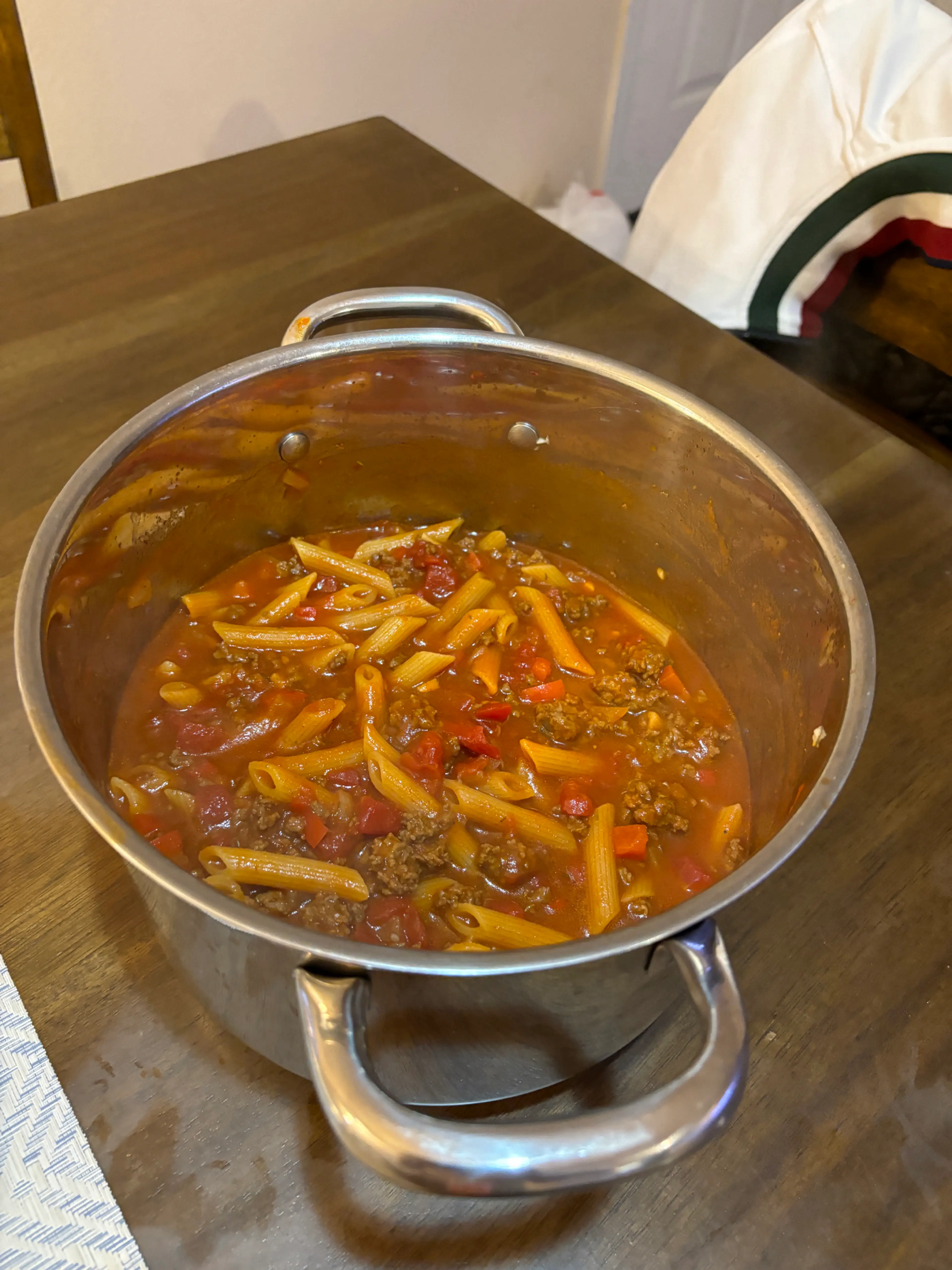 One-pot goulash pasta