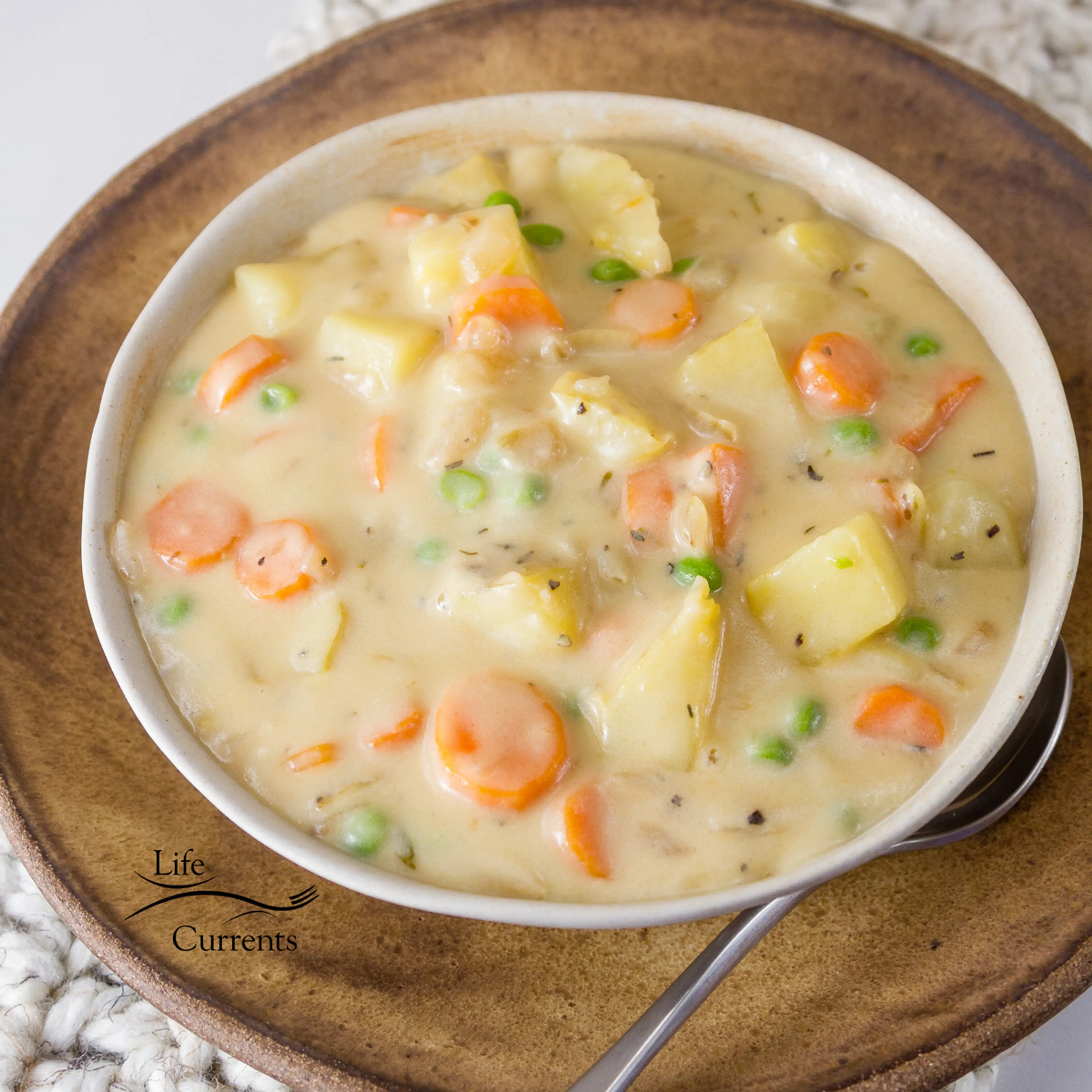 Mom’s Vegetarian Pot Pie Soup