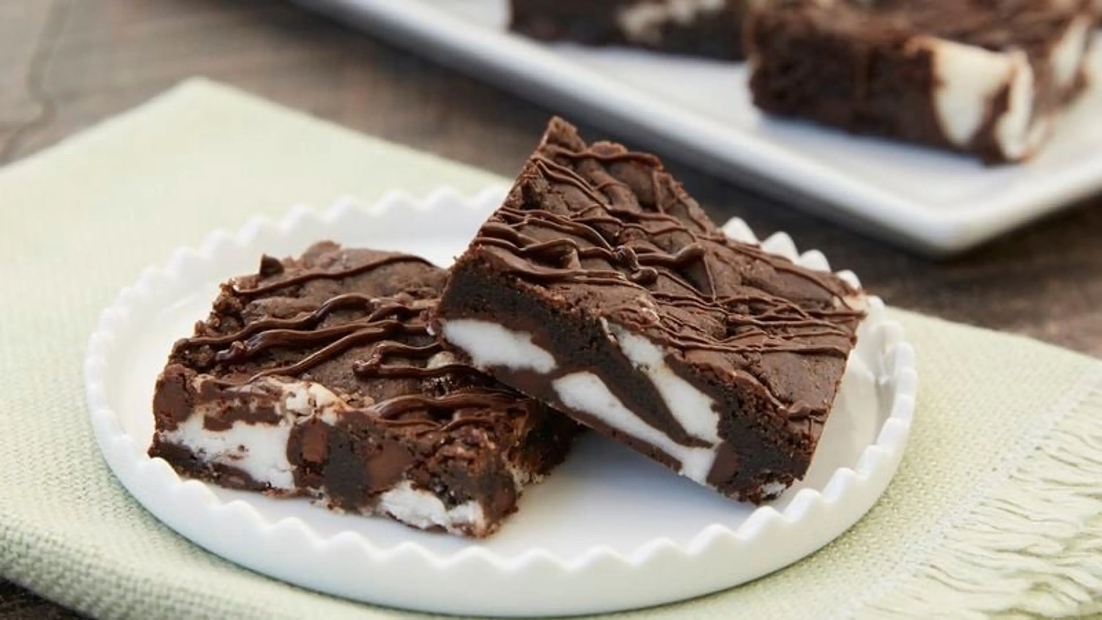 Gluten-Free Peppermint Pattie Bars Recipe - Pillsbury.com