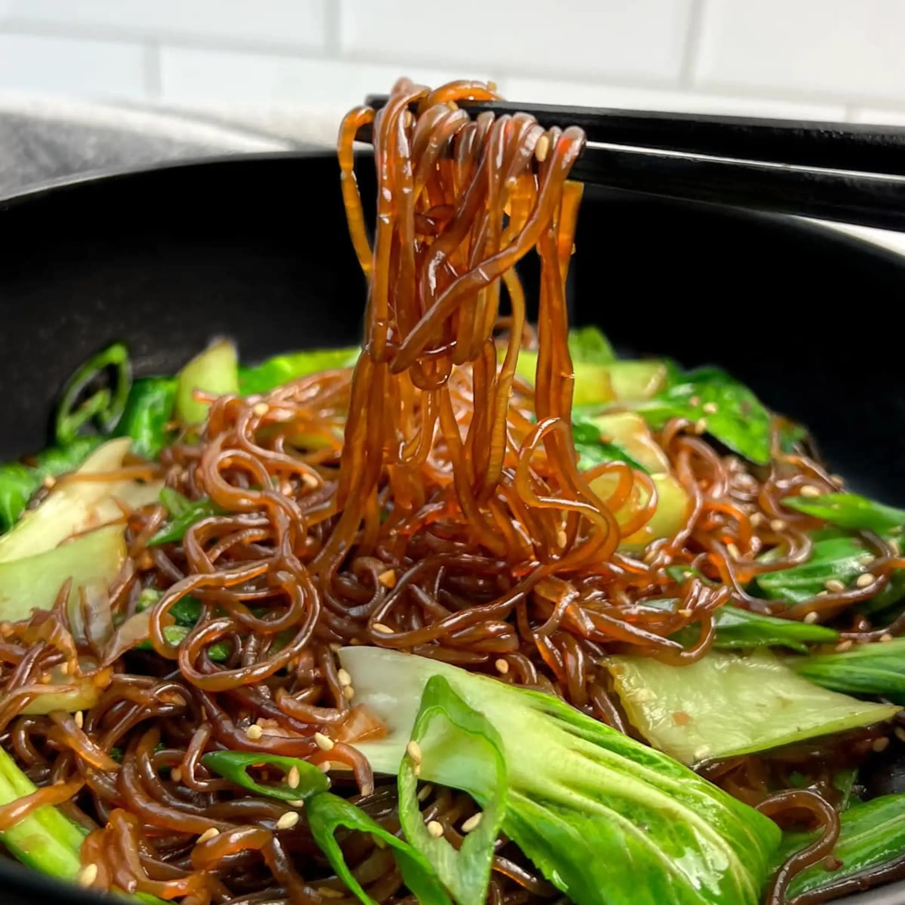 Stir Fry Shirataki Noodles