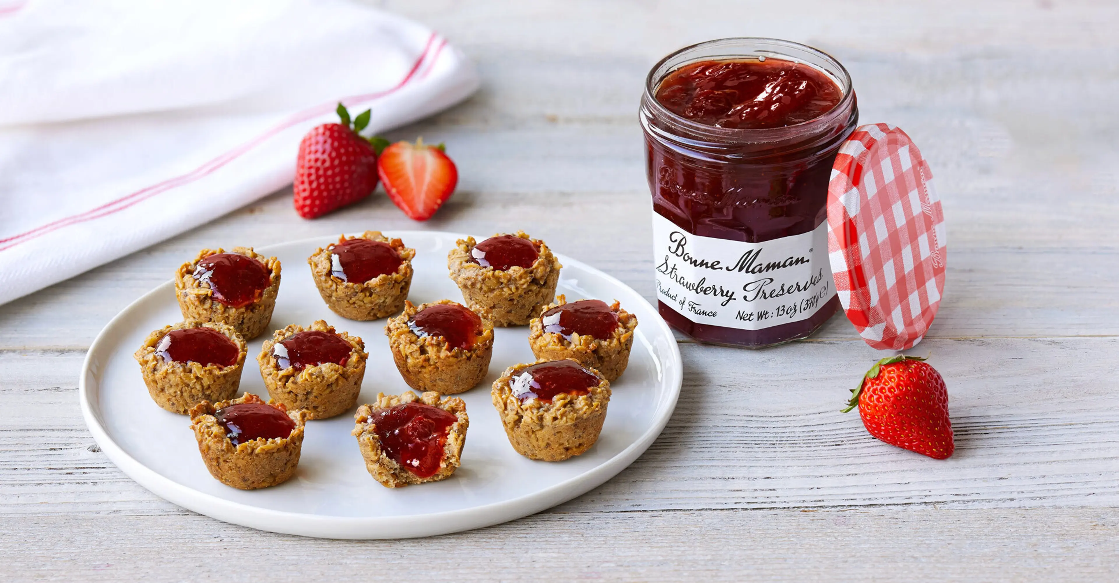 Peanut Butter & Preserves Oat Bites