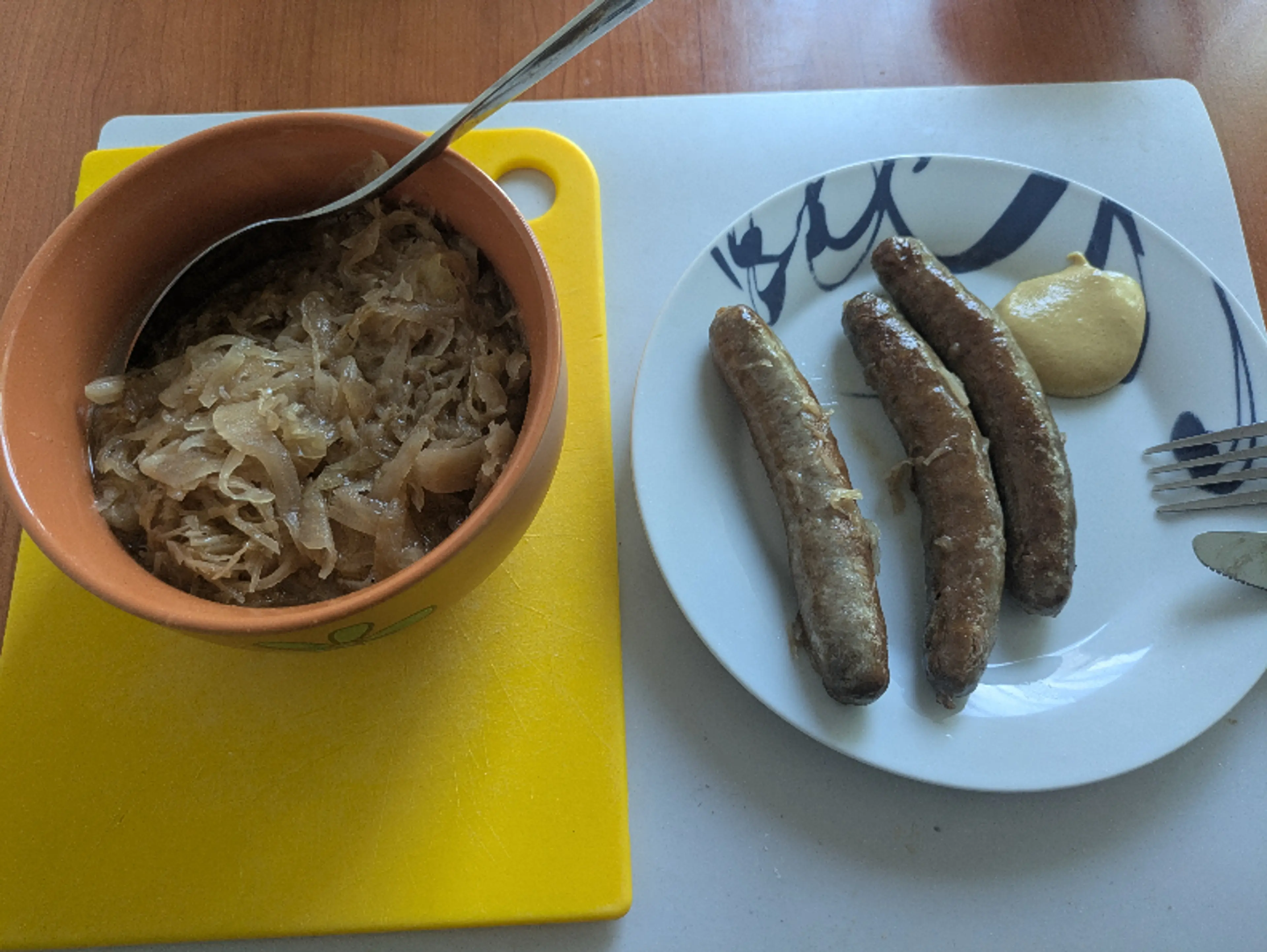 Bratwurst and sauerkraut