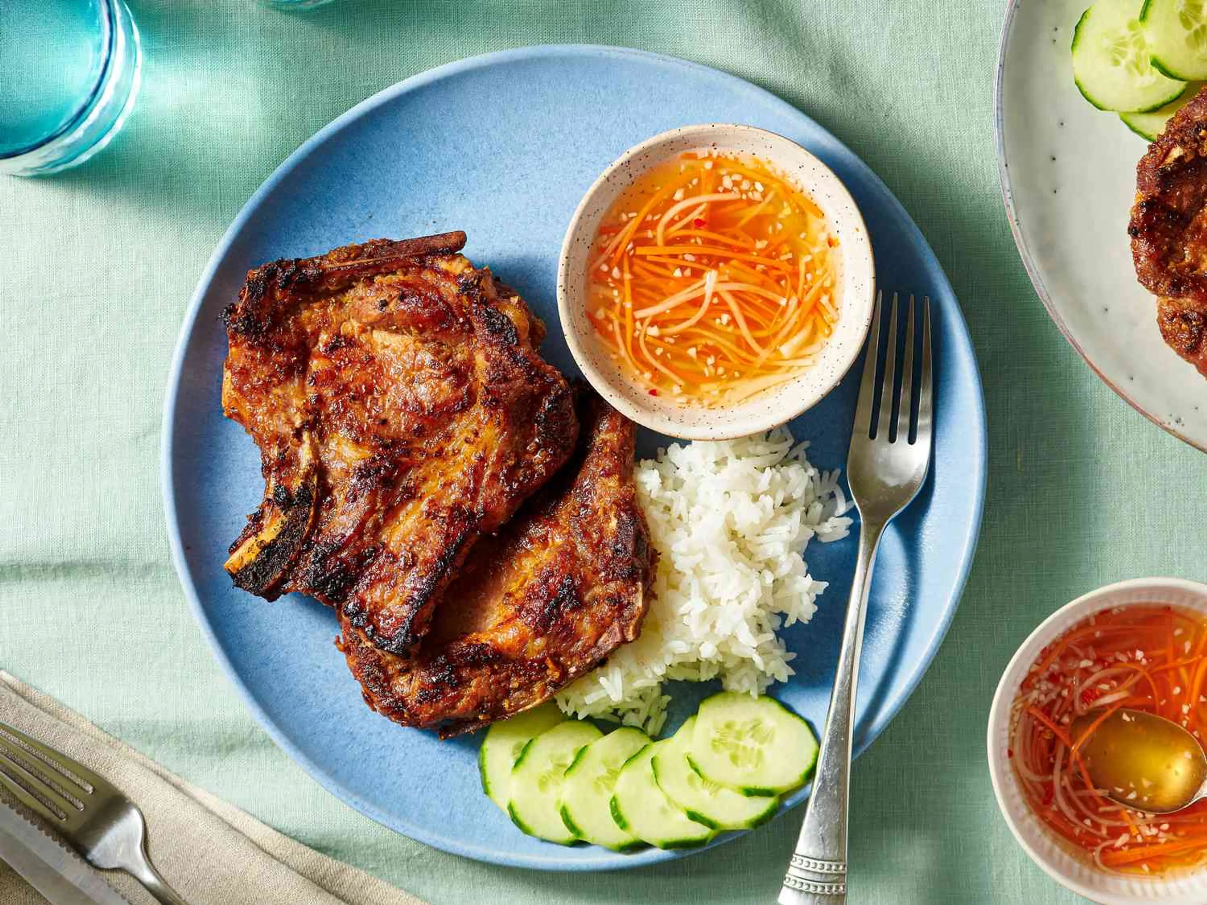 Thit Heo Nuong Xa (Vietnamese Grilled Lemongrass Pork Chops)