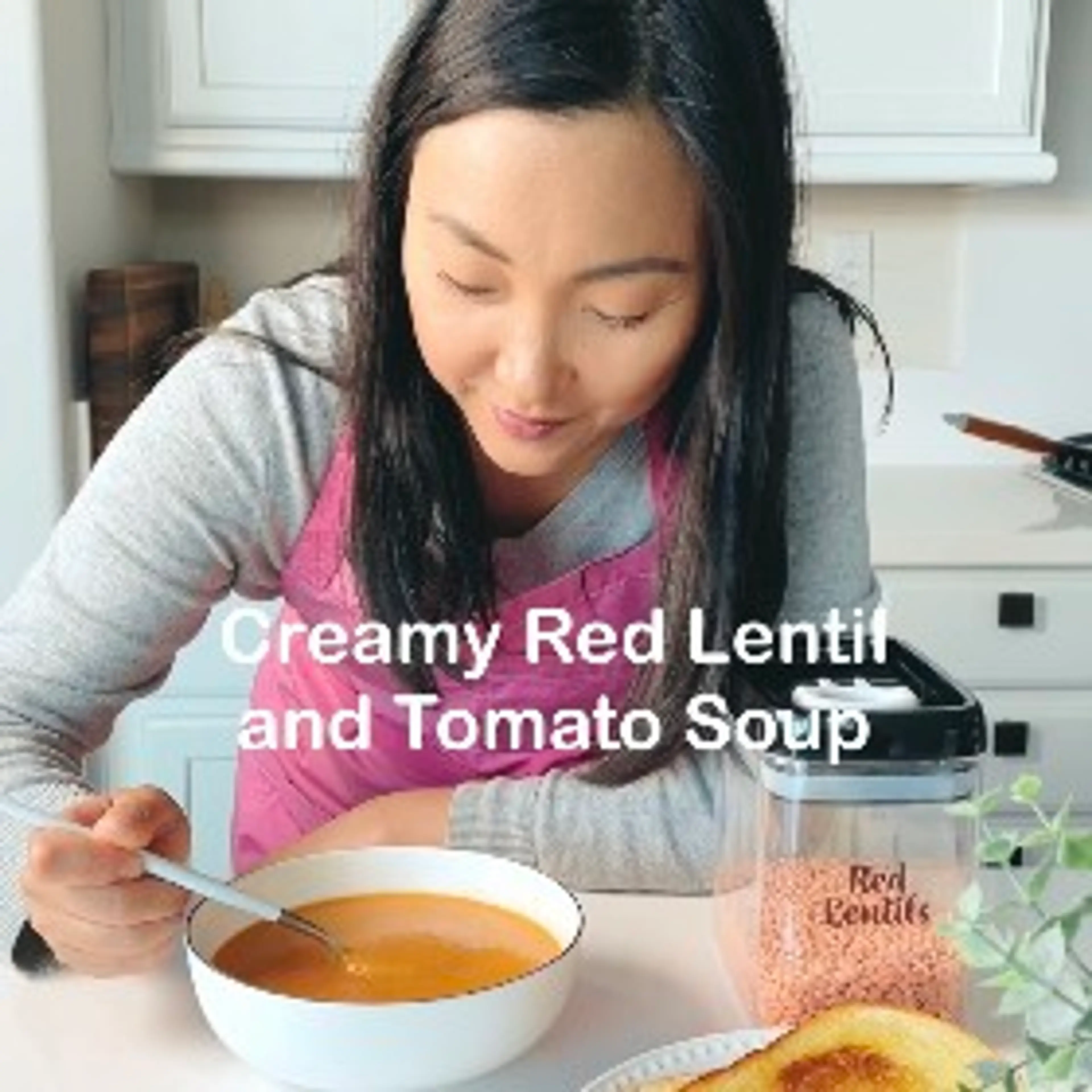 Creamy Red Lentil and Tomato Soup