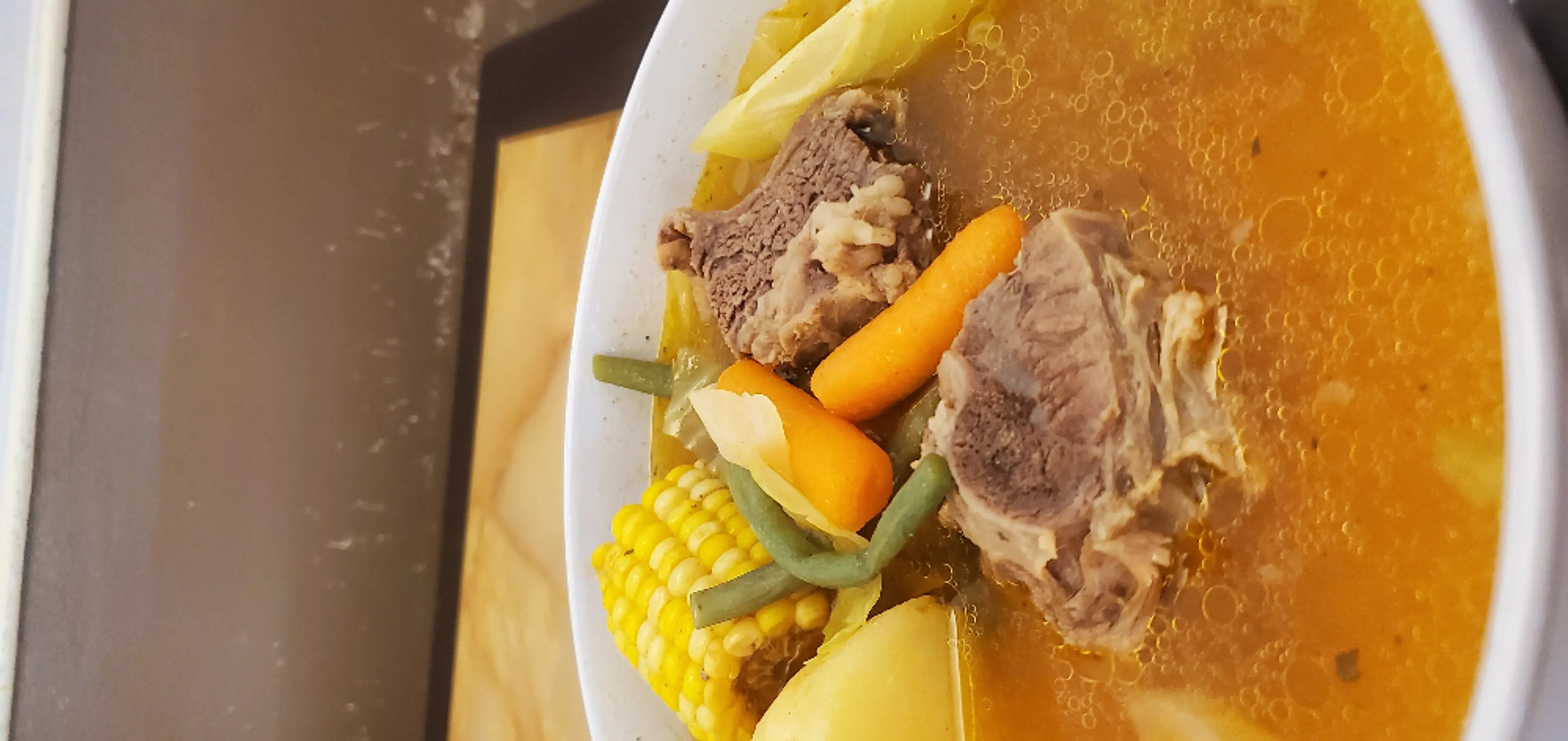 CALDO DE RES