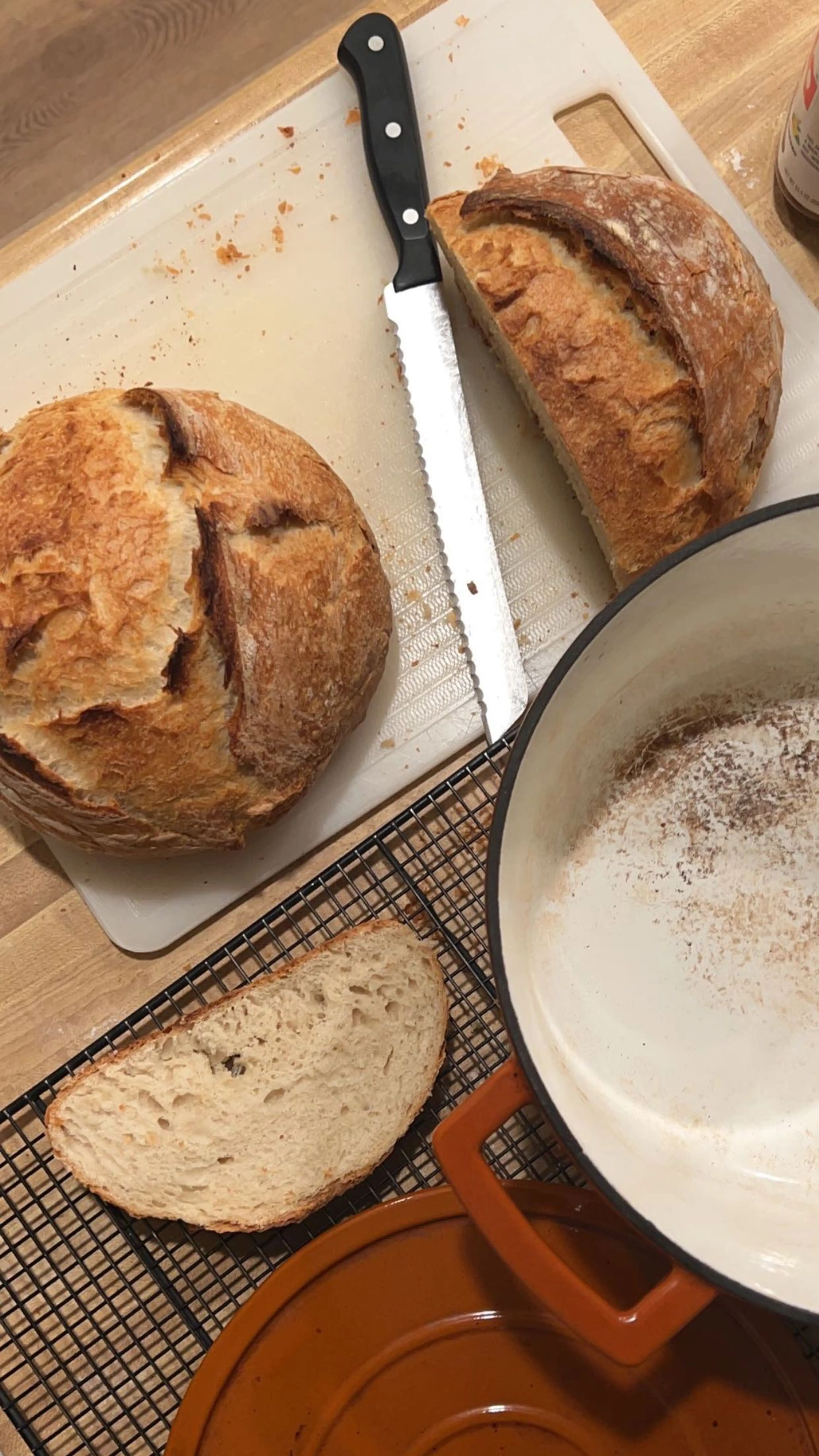 Dutch Oven Country Loaf