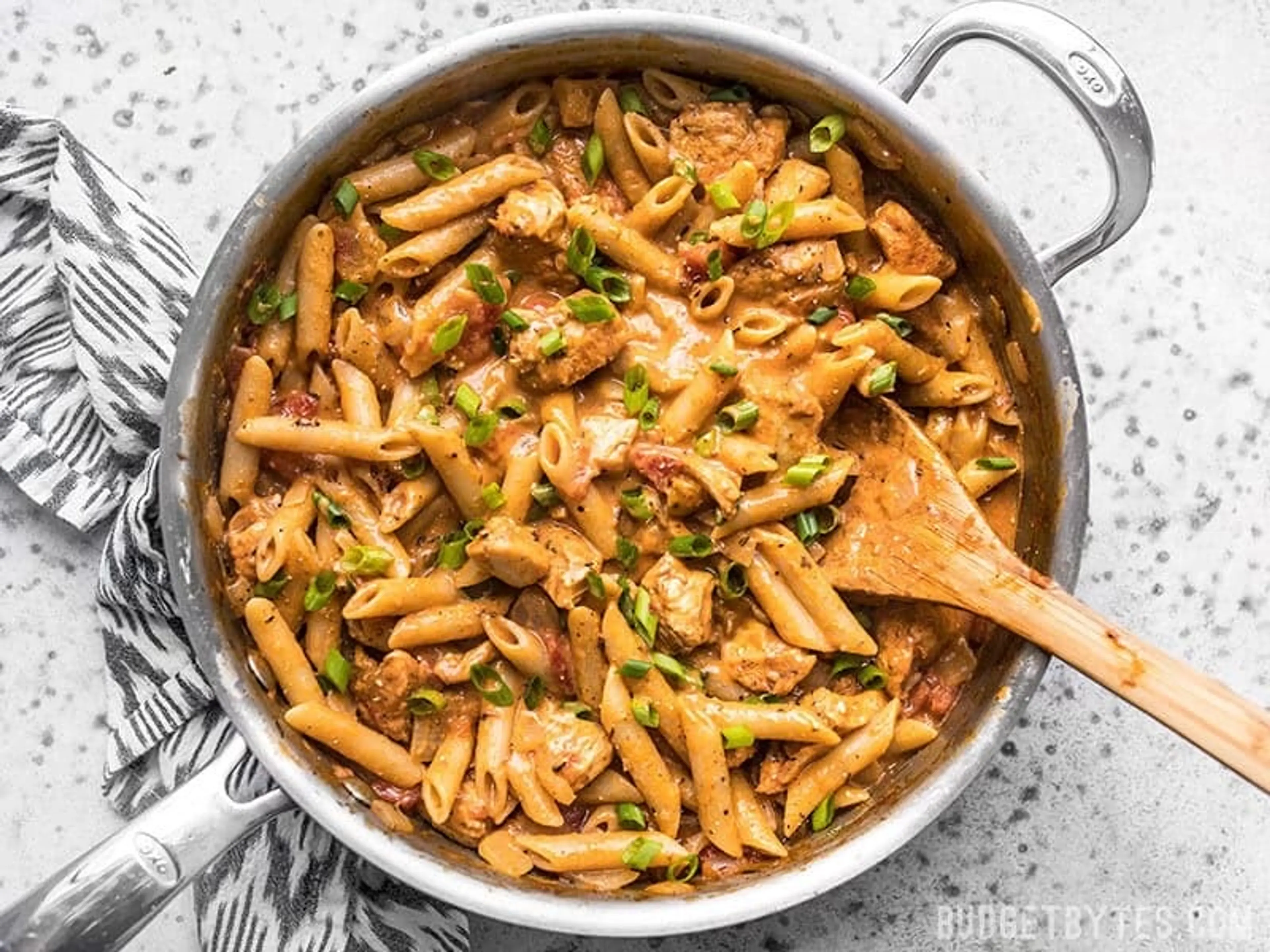 One Pot Creamy Cajun Chicken Pasta