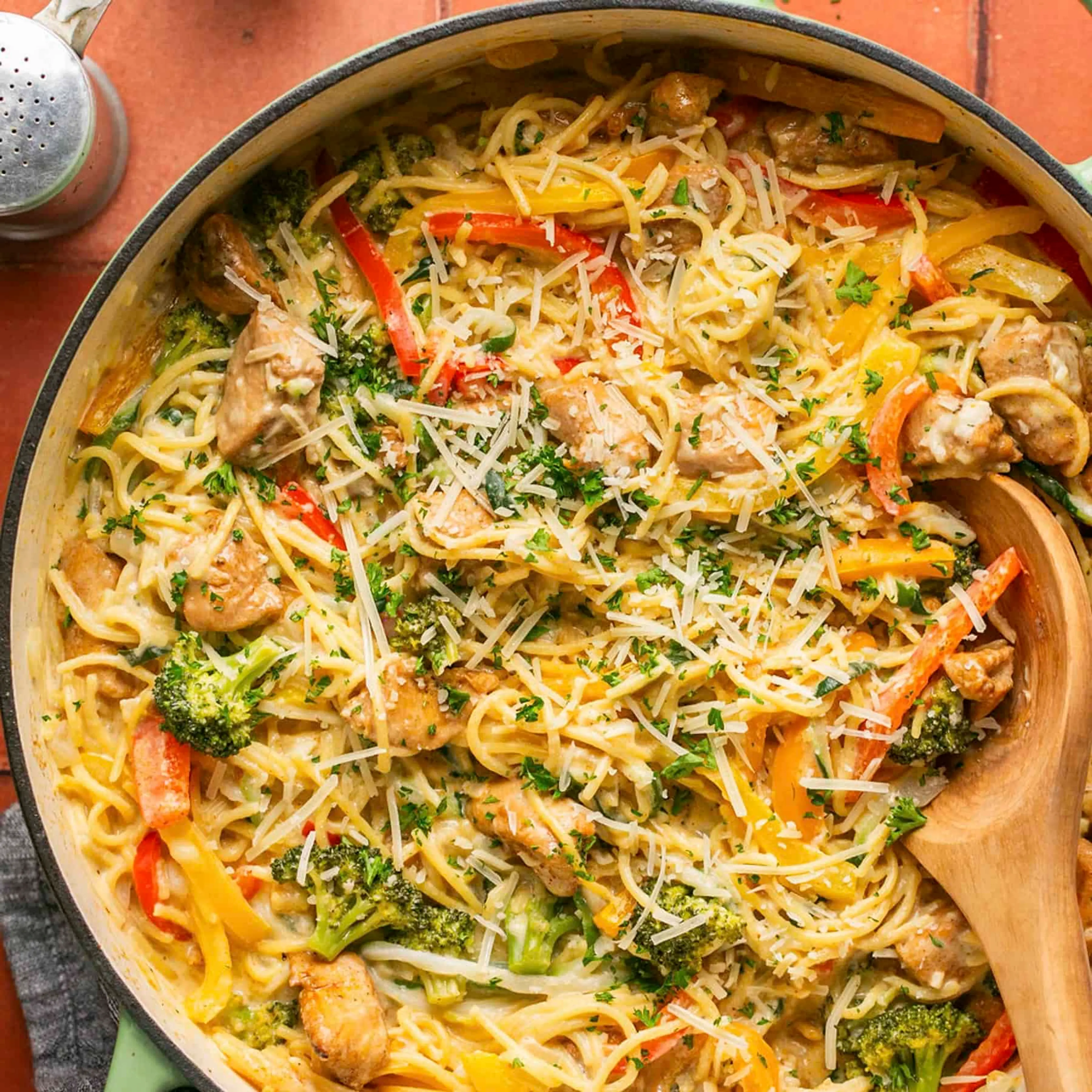 Cajun Chicken and Broccoli Alfredo