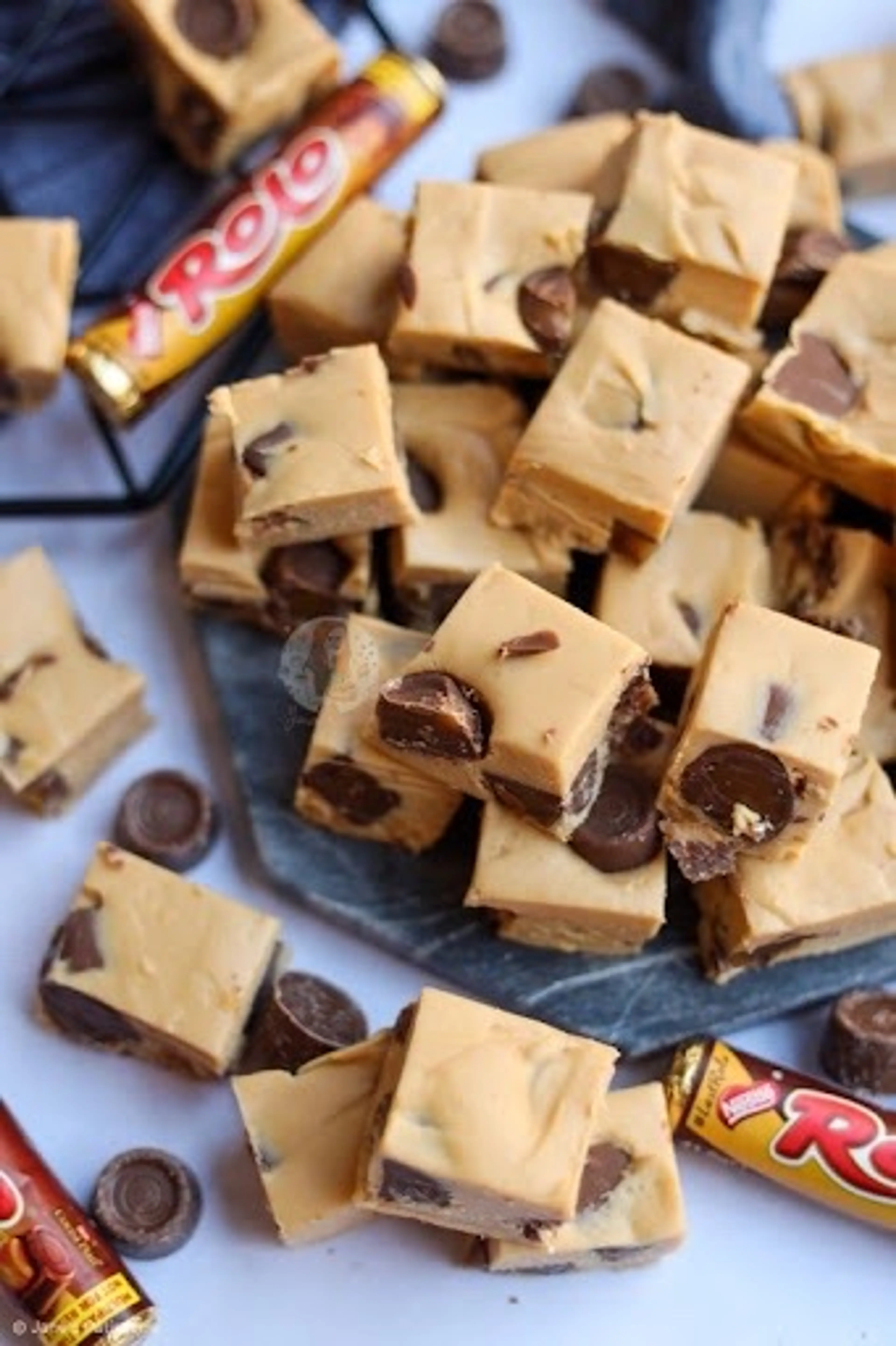 Caramel Rolo Fudge!