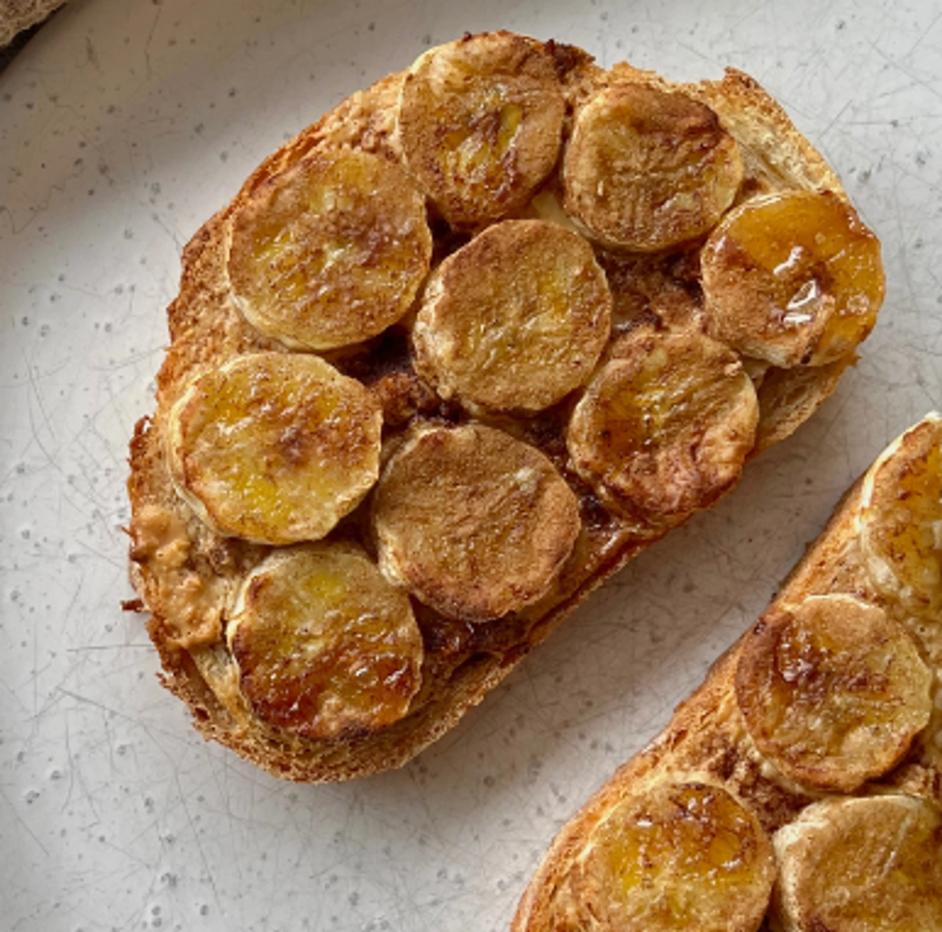 Air fryer caramelised banana toast