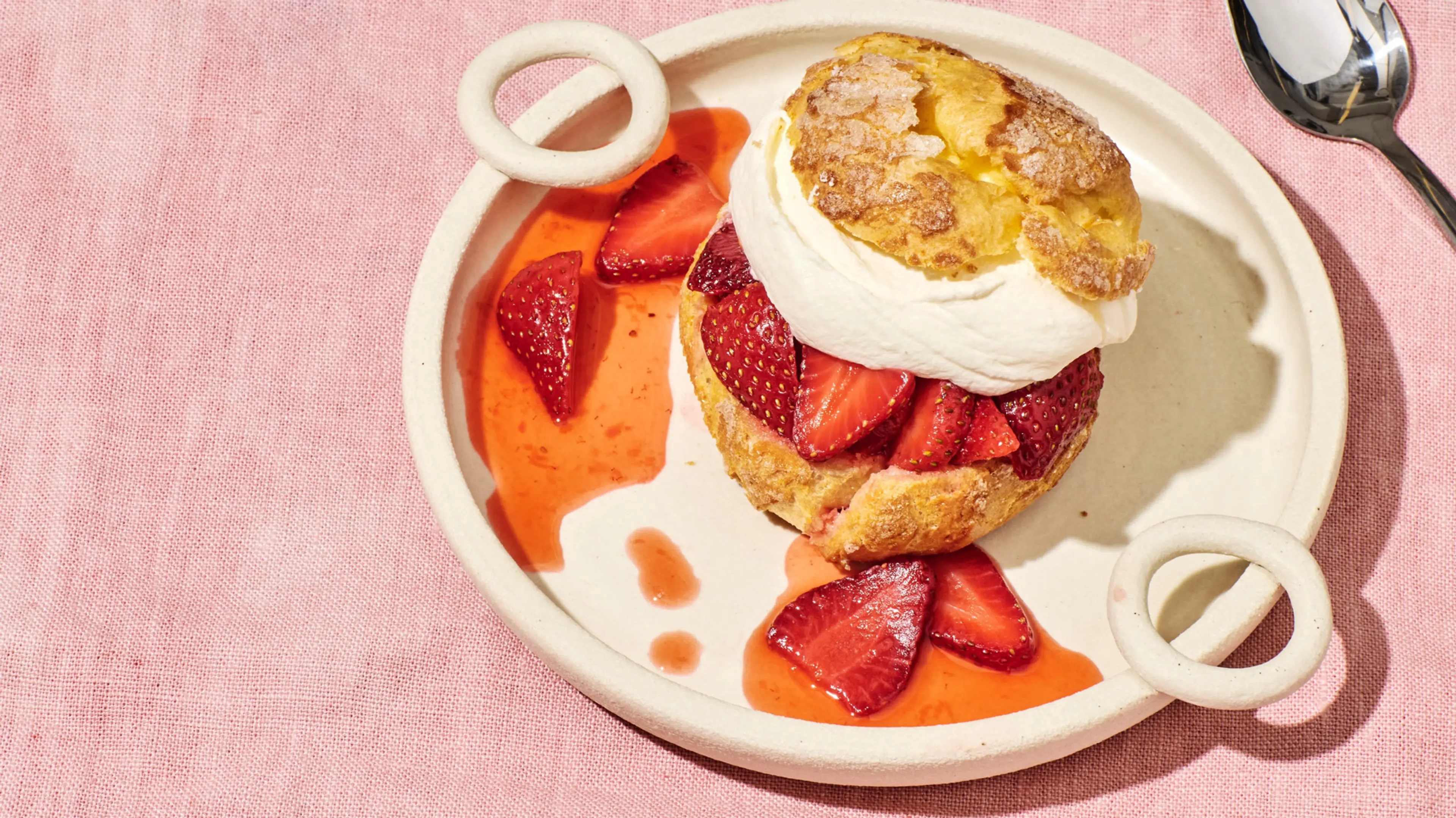 Easy Strawberry Cream Puffs