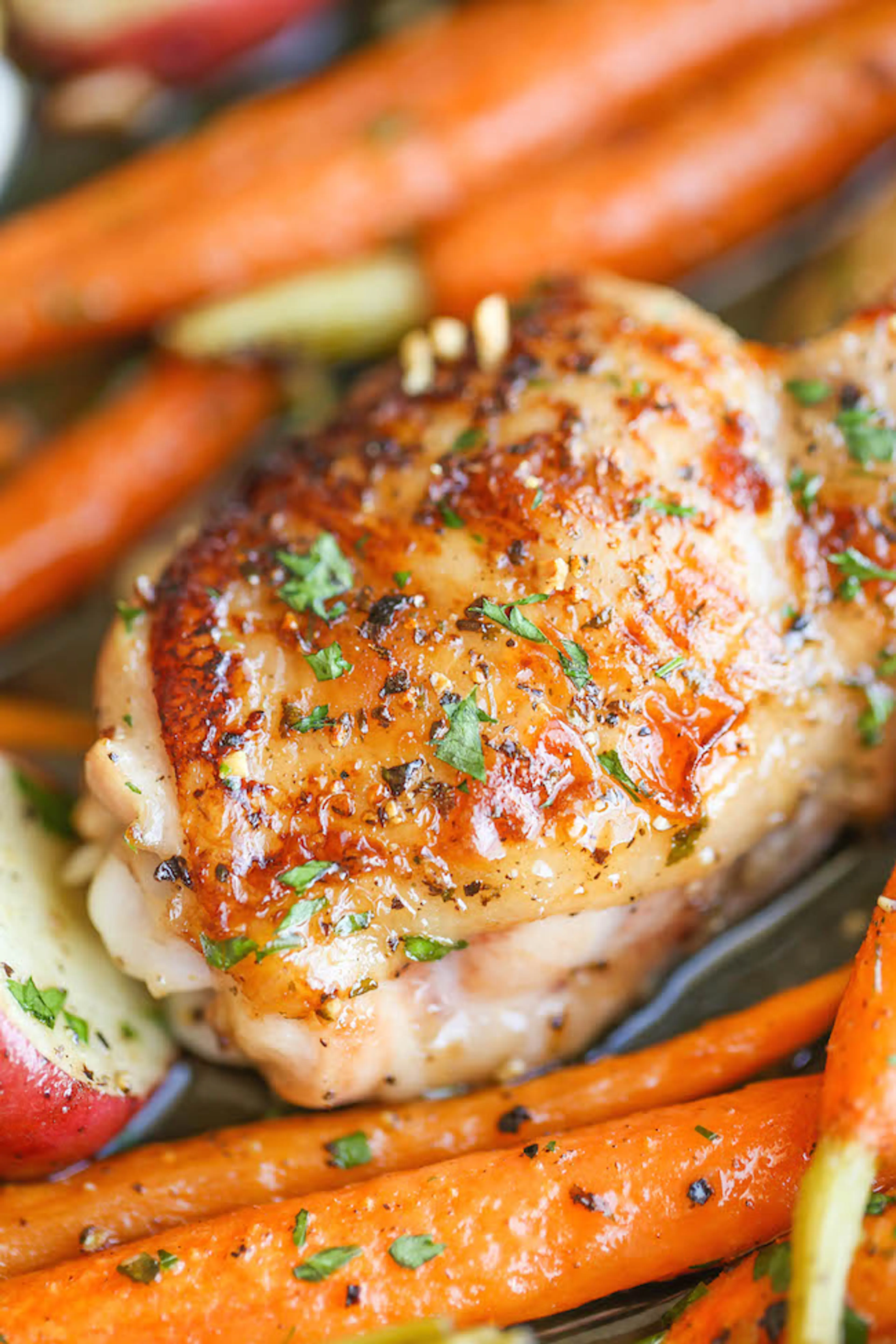 One Pan Garlic Ranch Chicken Thigh and Veggies