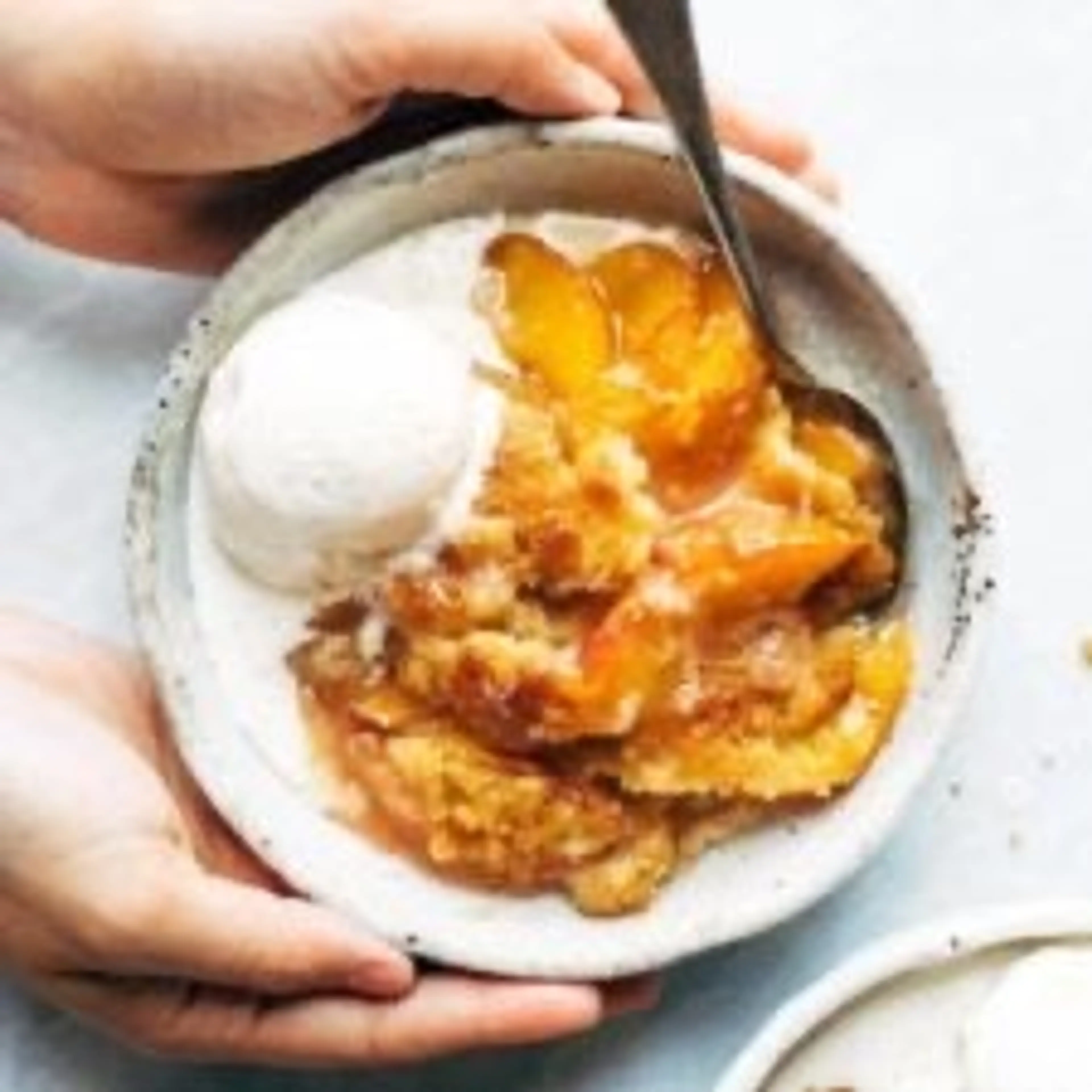 The Best Peach Cobbler