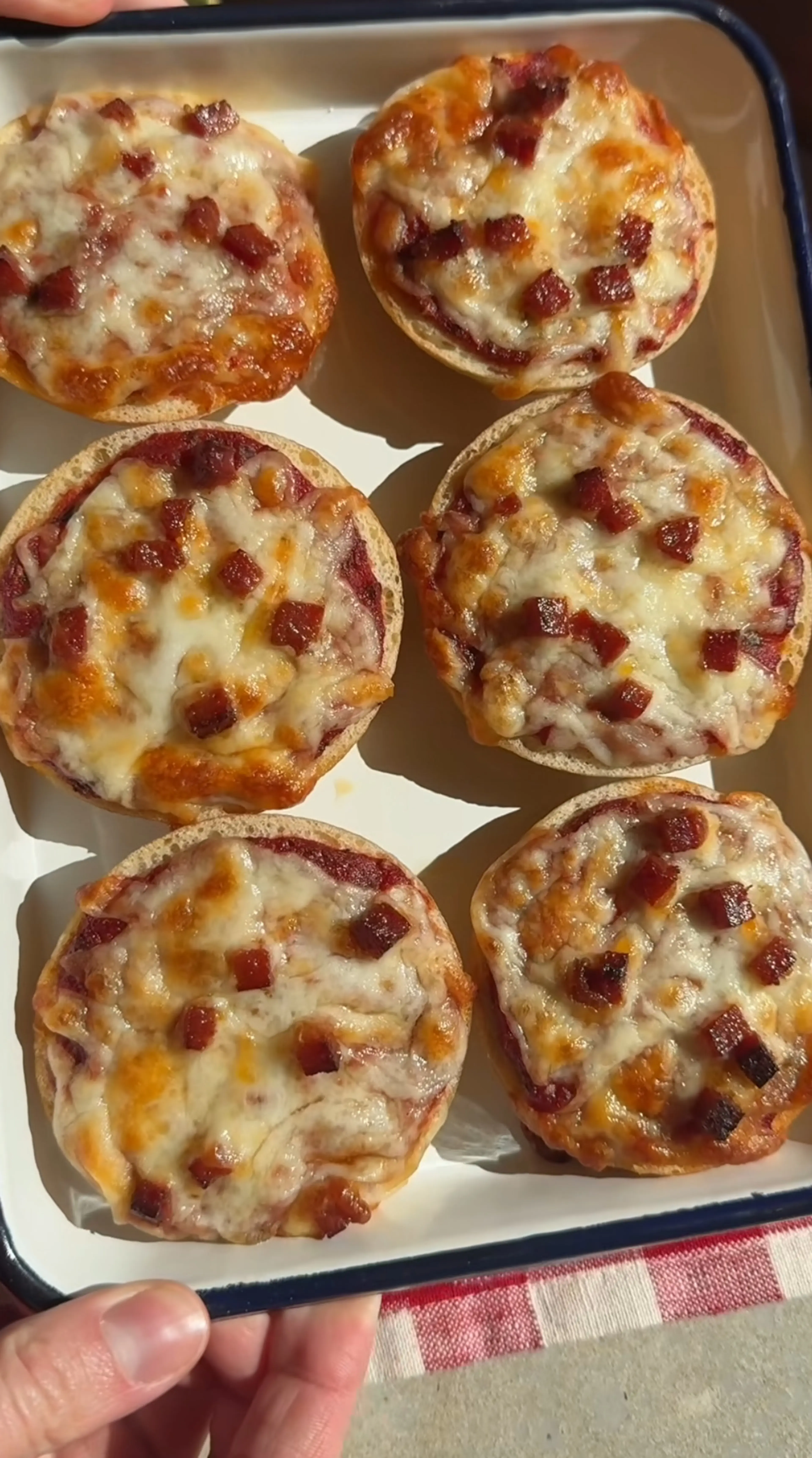 Pizza Bagels