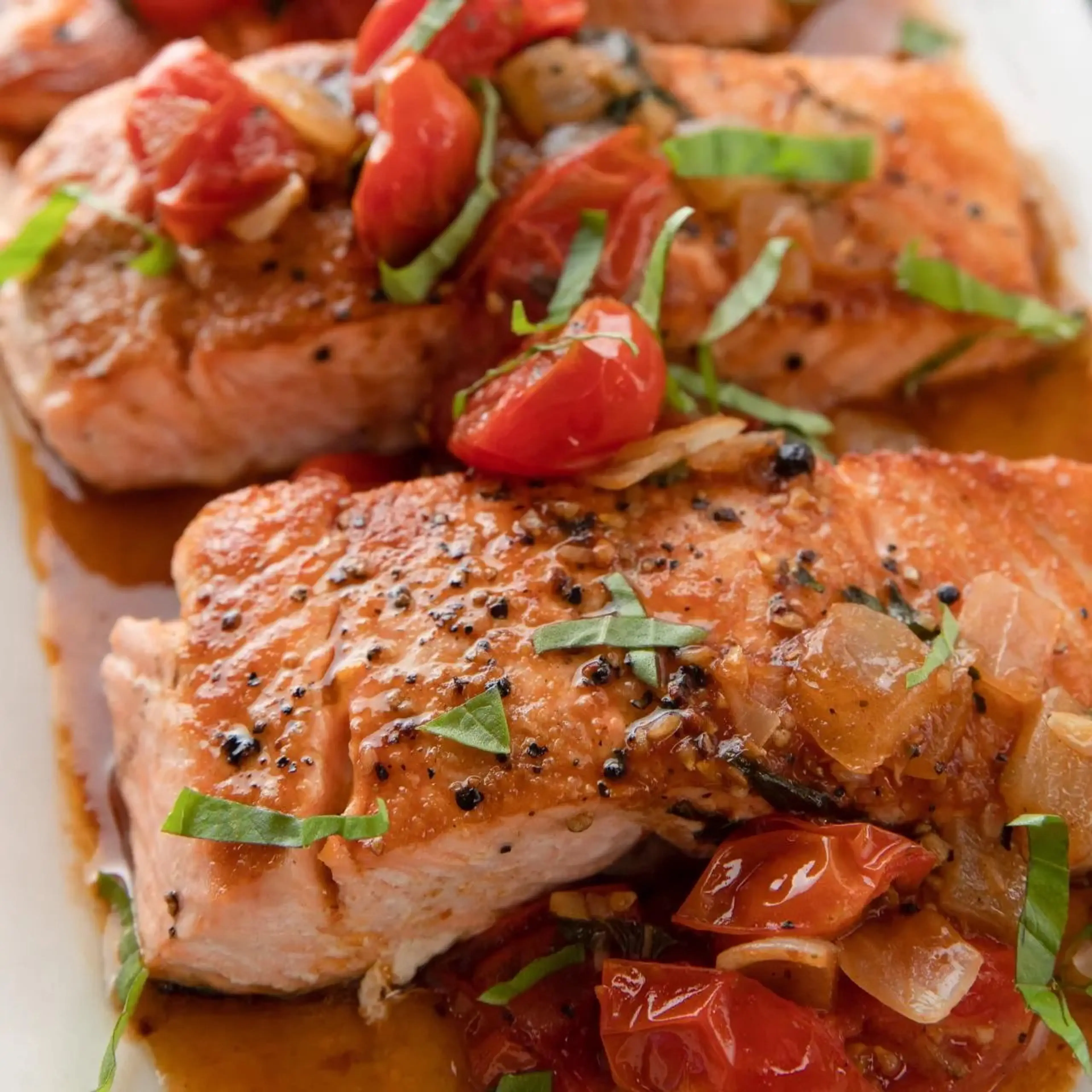 Salmon & Melting Cherry Tomatoes