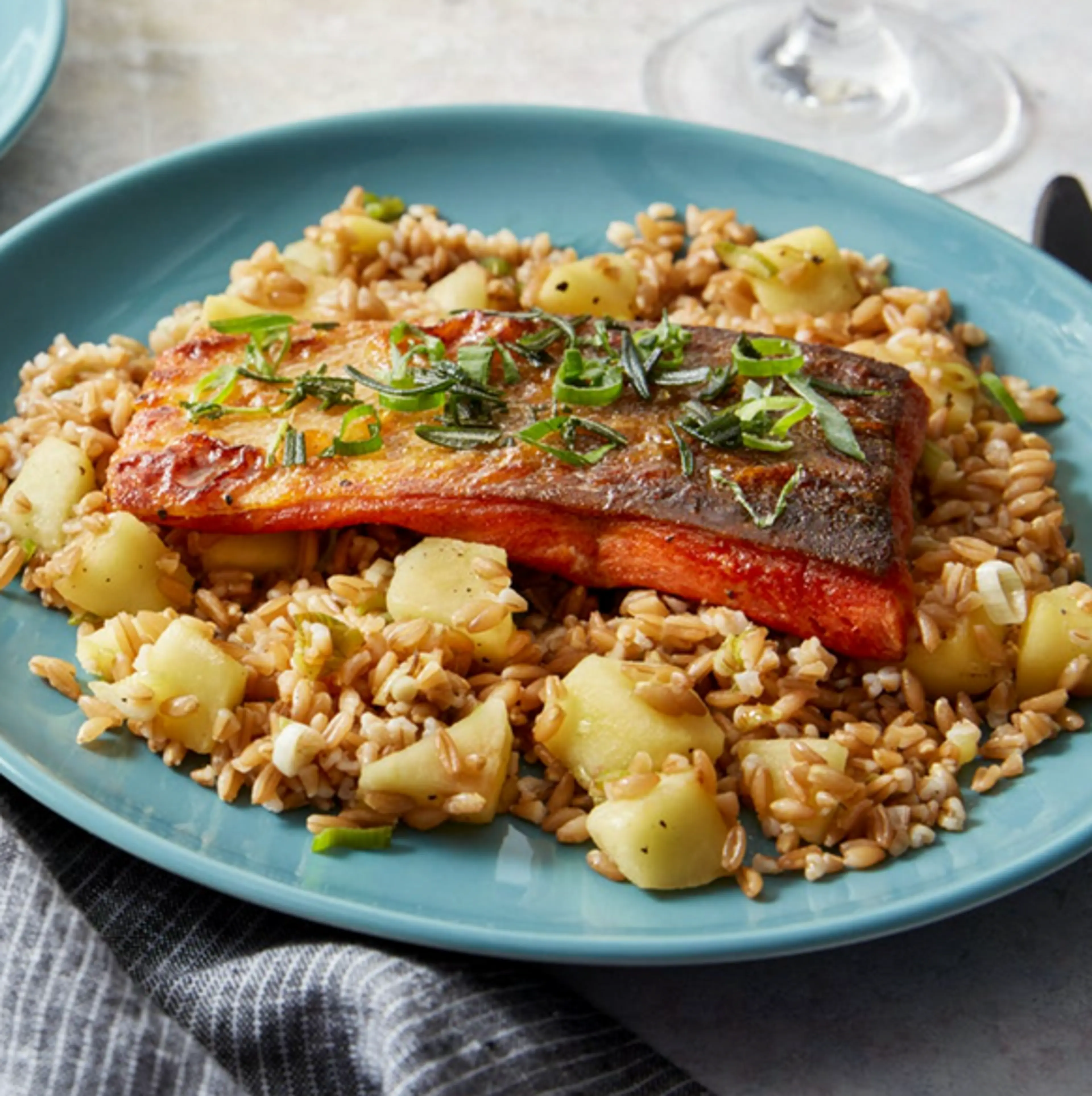 Tangelo & Honey-Glazed  Salmon with Farro & Apple