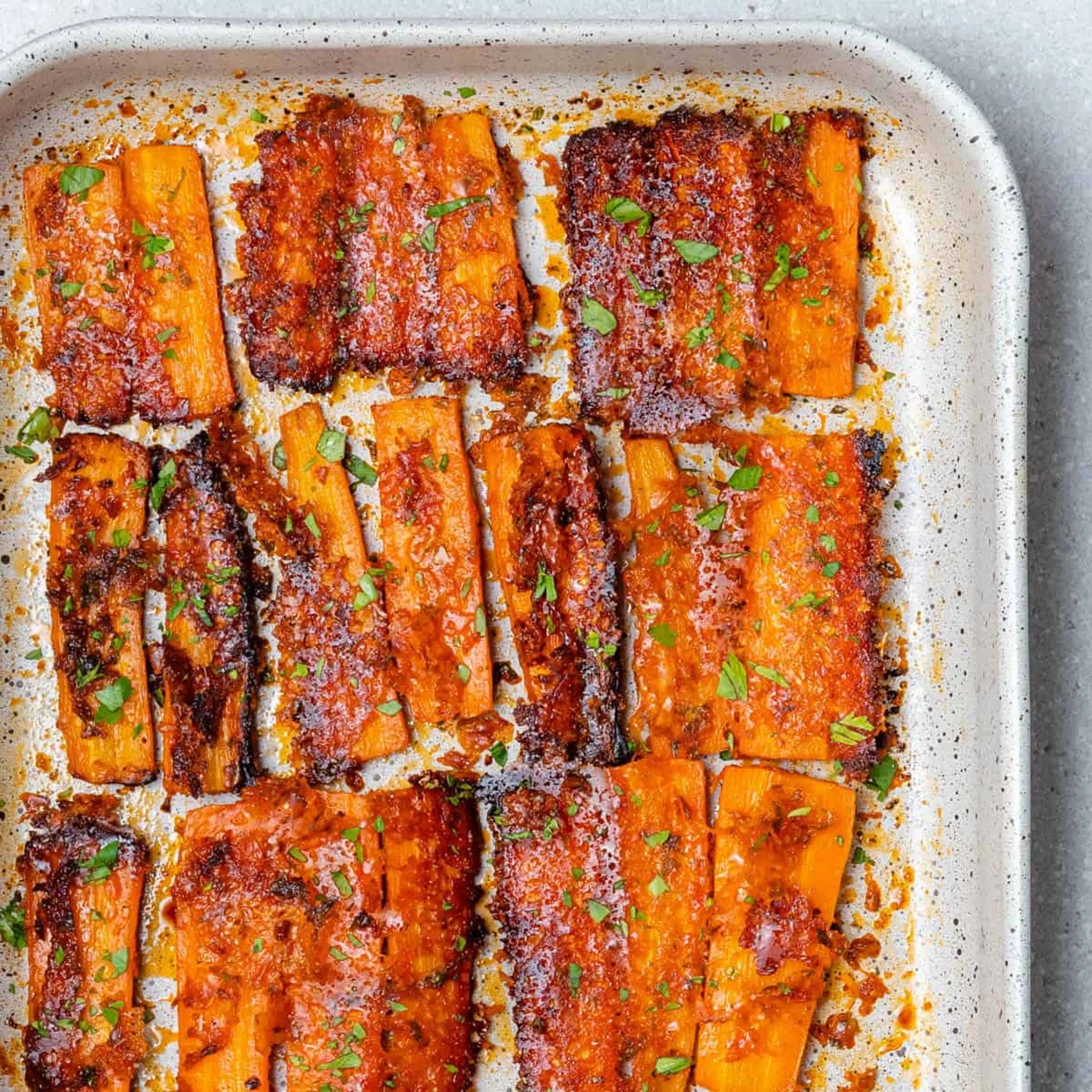 Crispy Parmesan Carrots (Cheesy Crust)