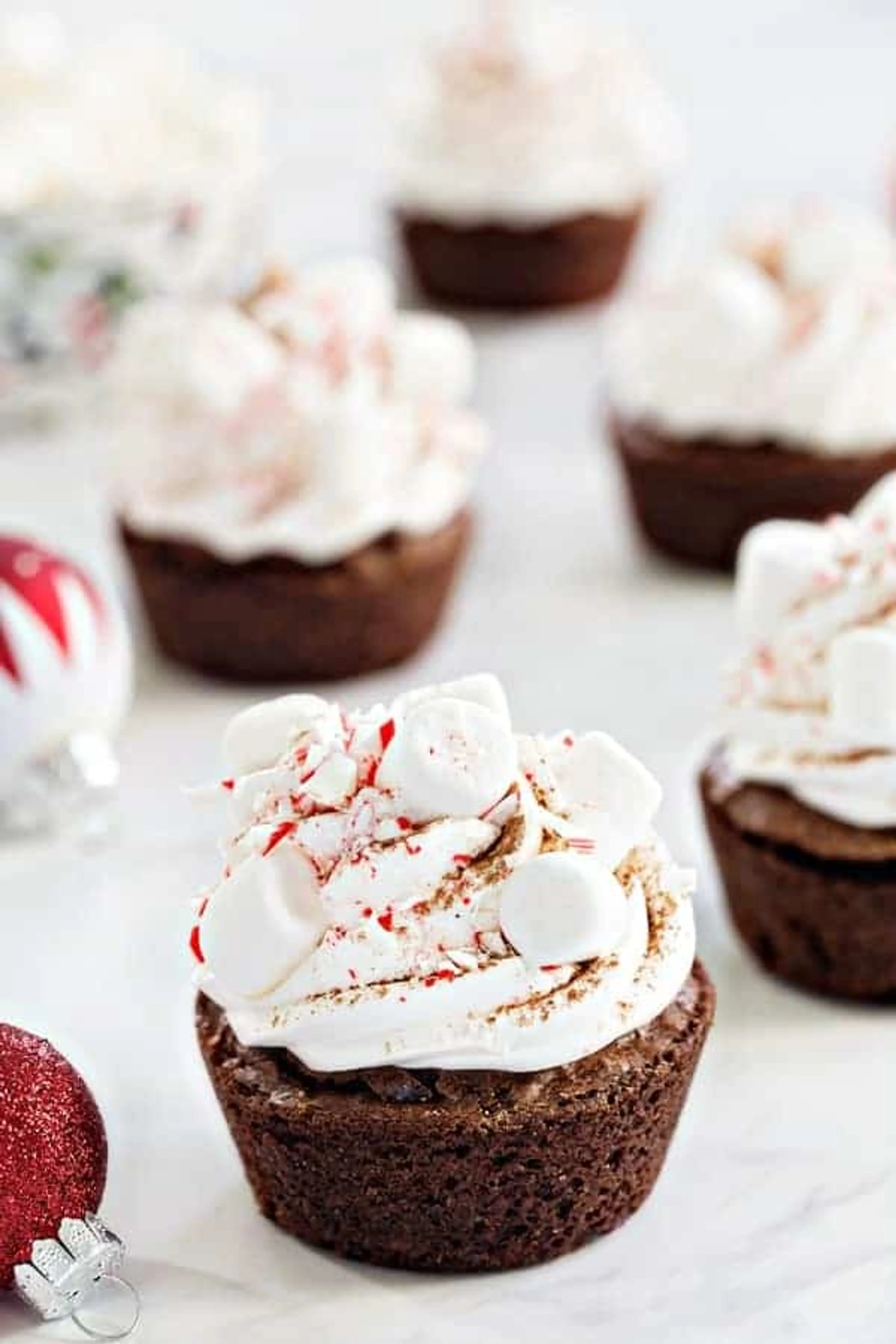 Peppermint Cocoa Brownie Cups