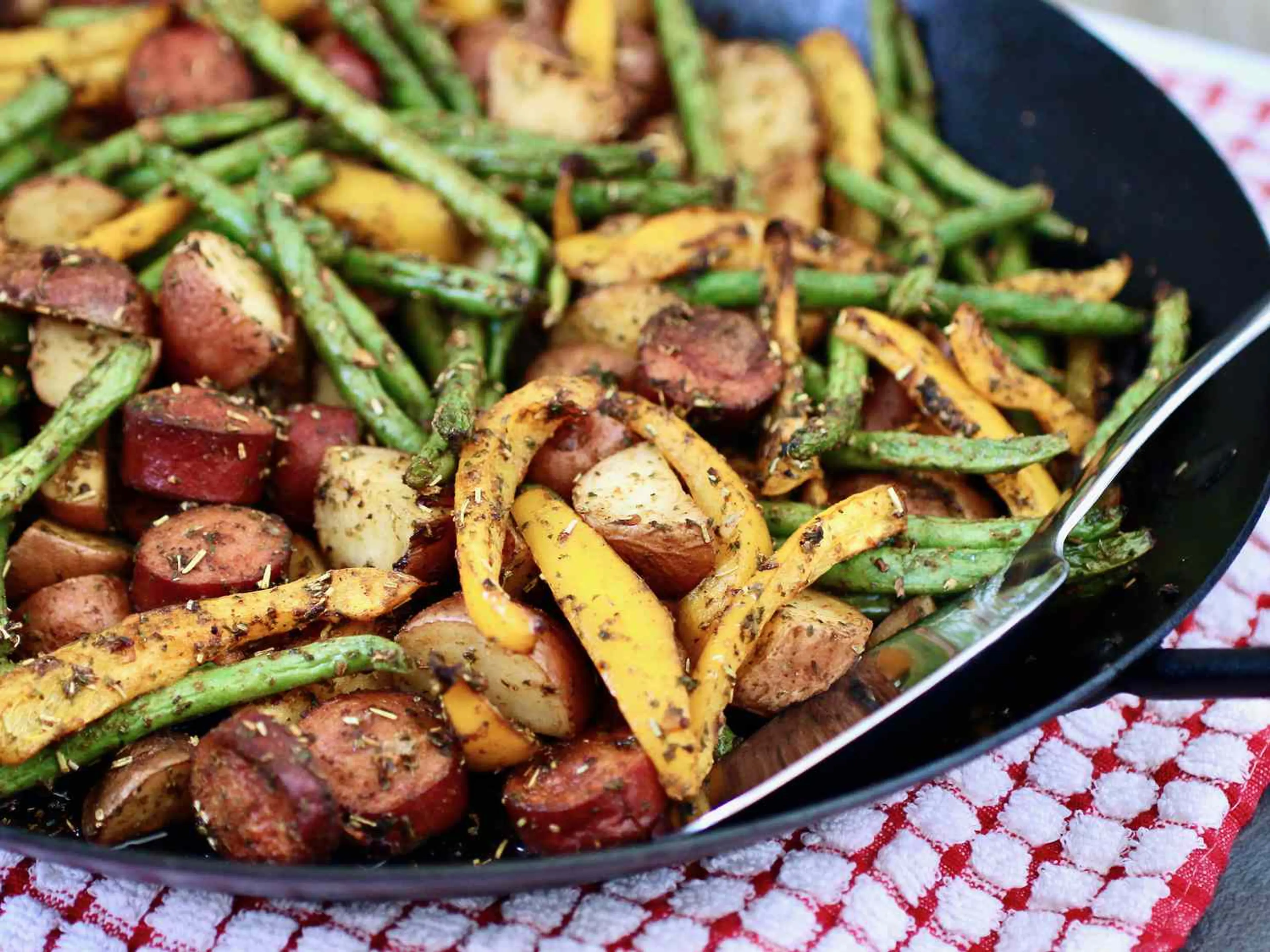 Sheet Pan Dinner with Sausage and Vegetables