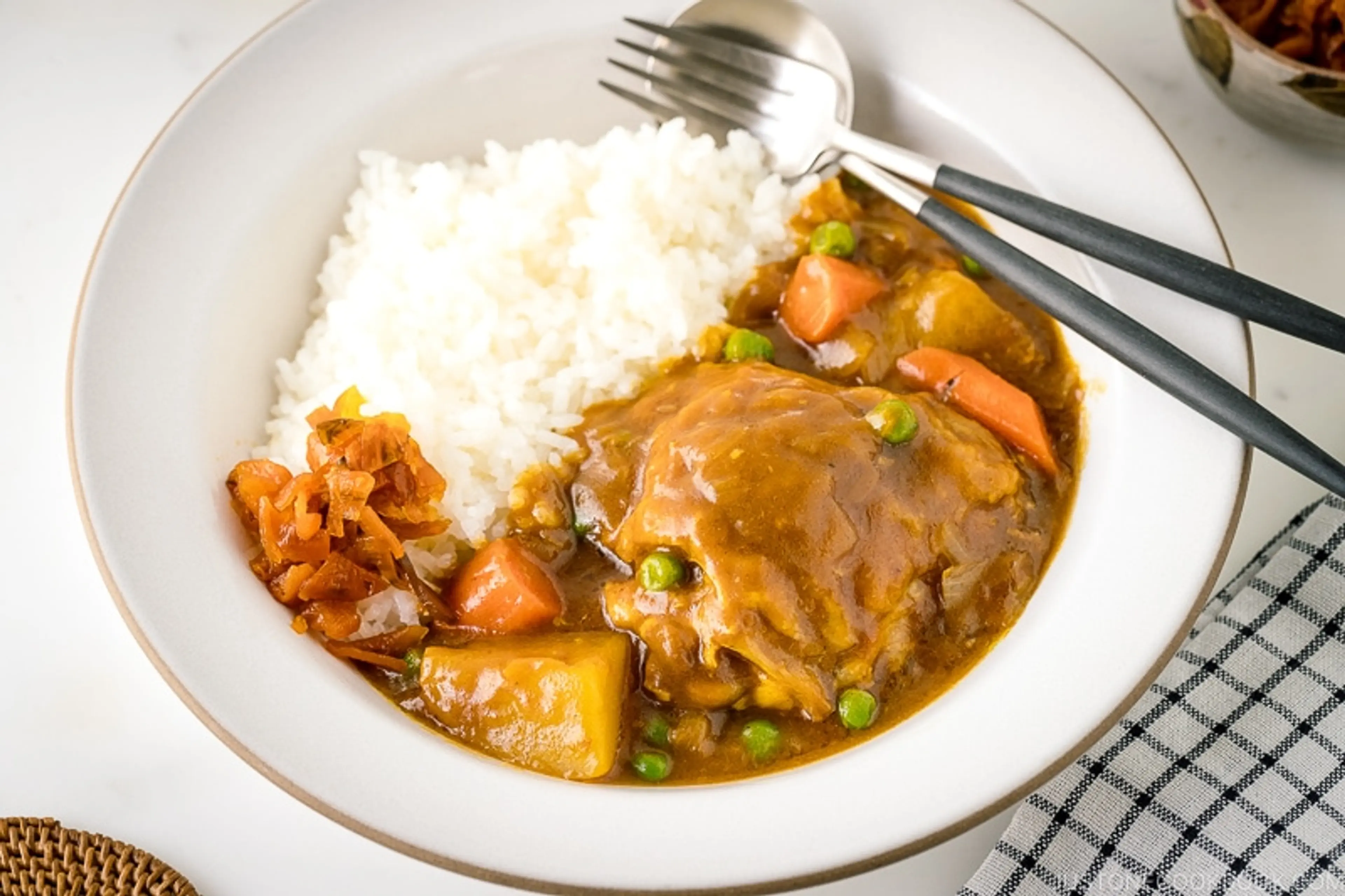 Bone-In Chicken Curry