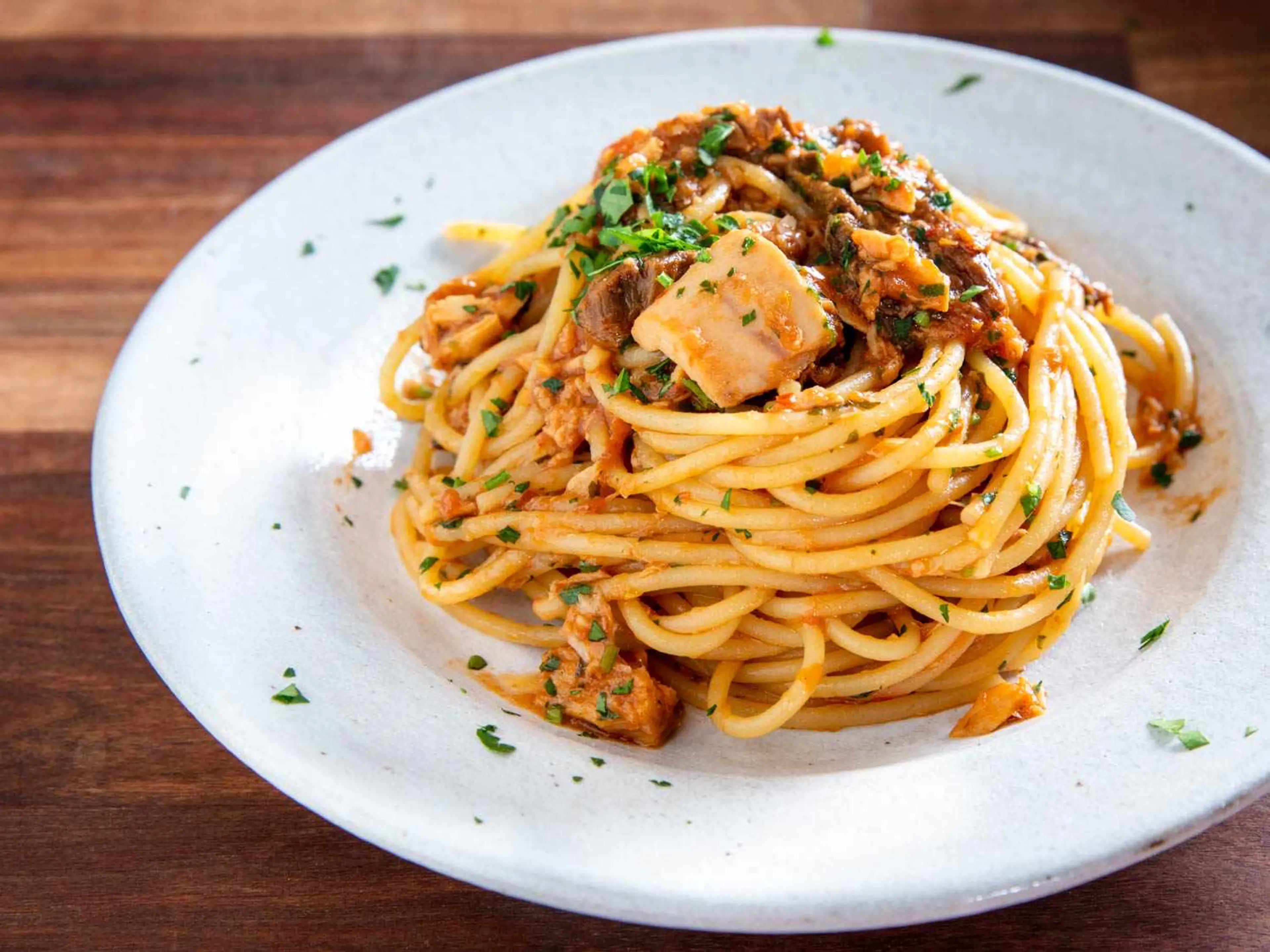 Roman-Style Spaghetti Alla Carrettiera (Tomato, Tuna, and Mu