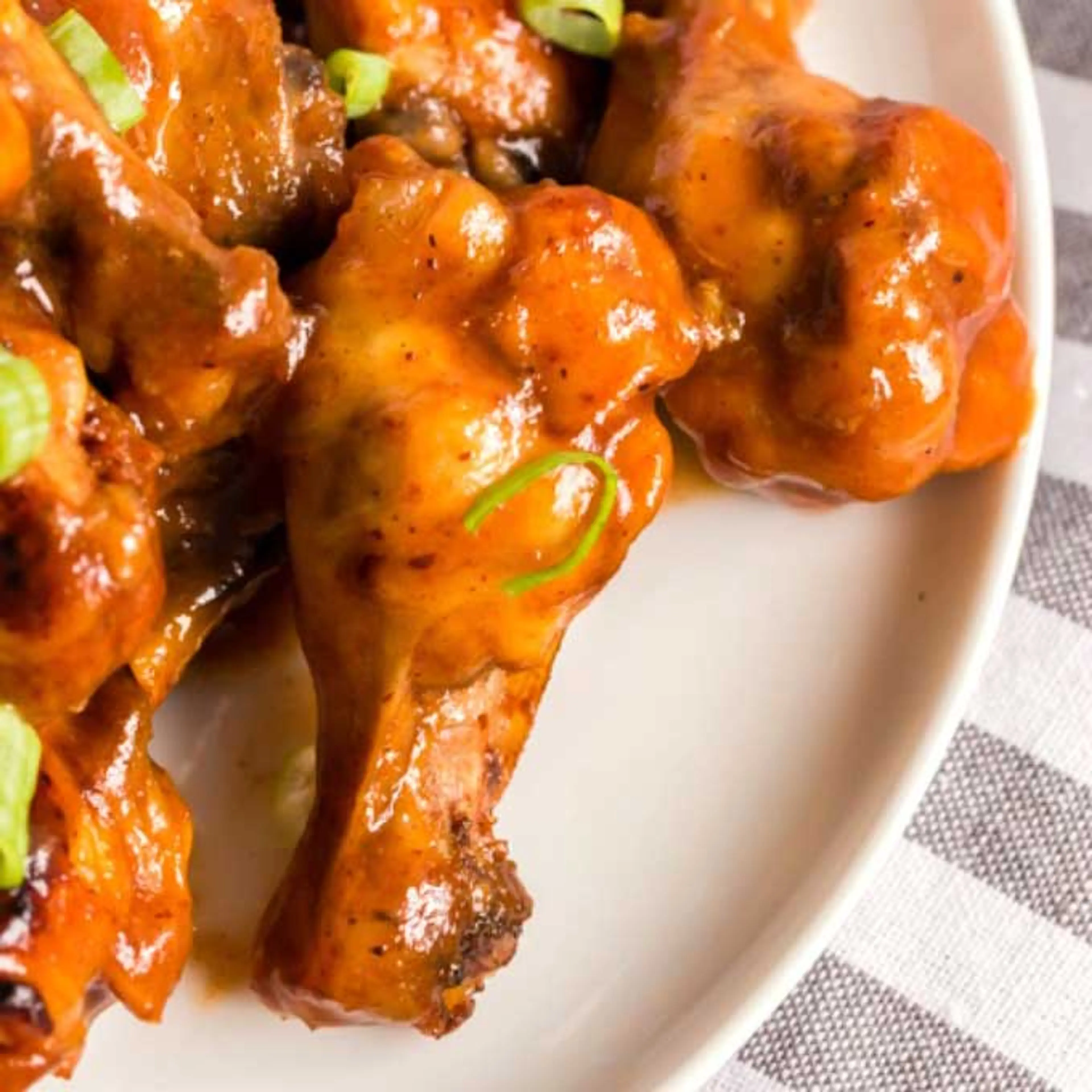 Honey BBQ Slow Cooker Chicken Wings