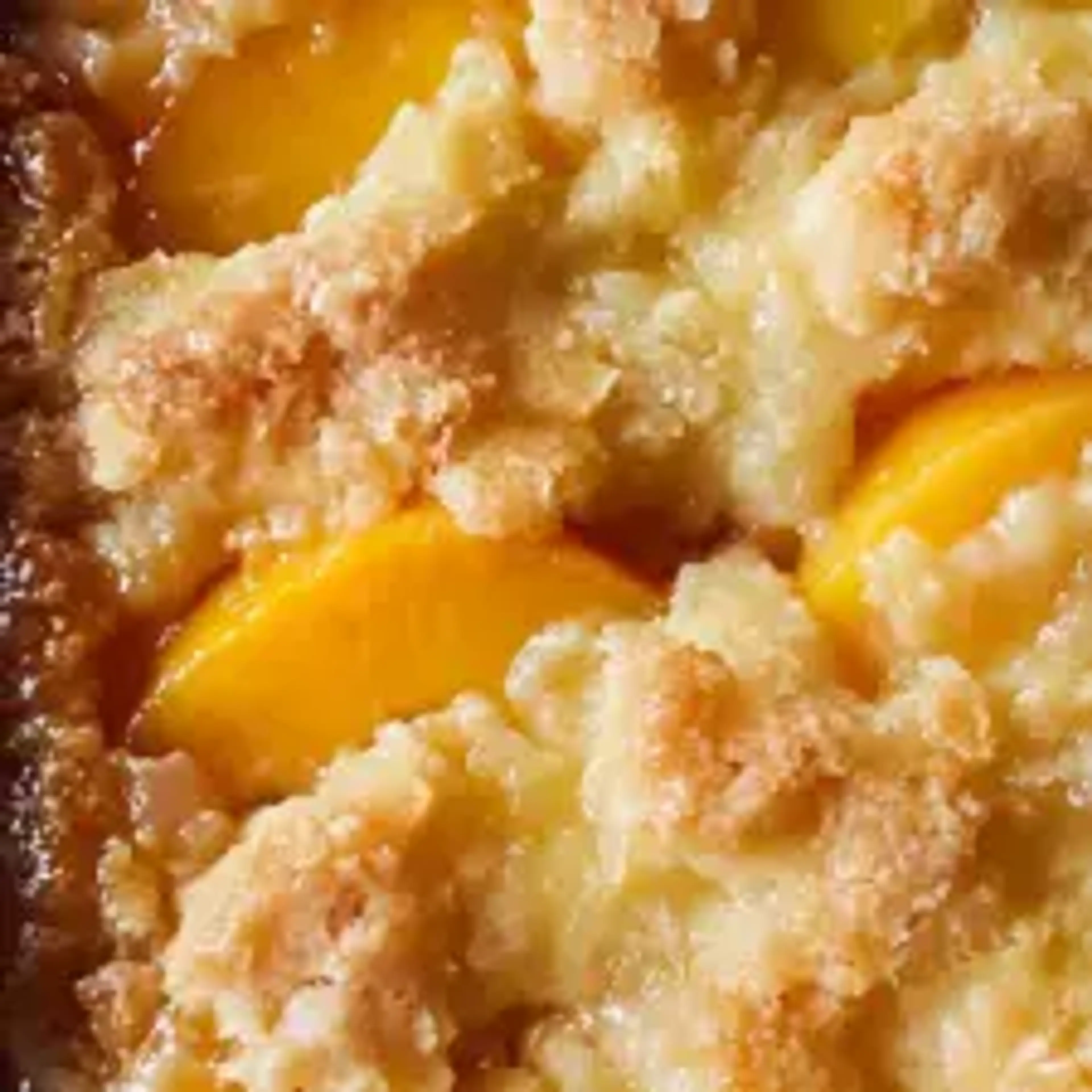 Super Easy Peach Cobbler