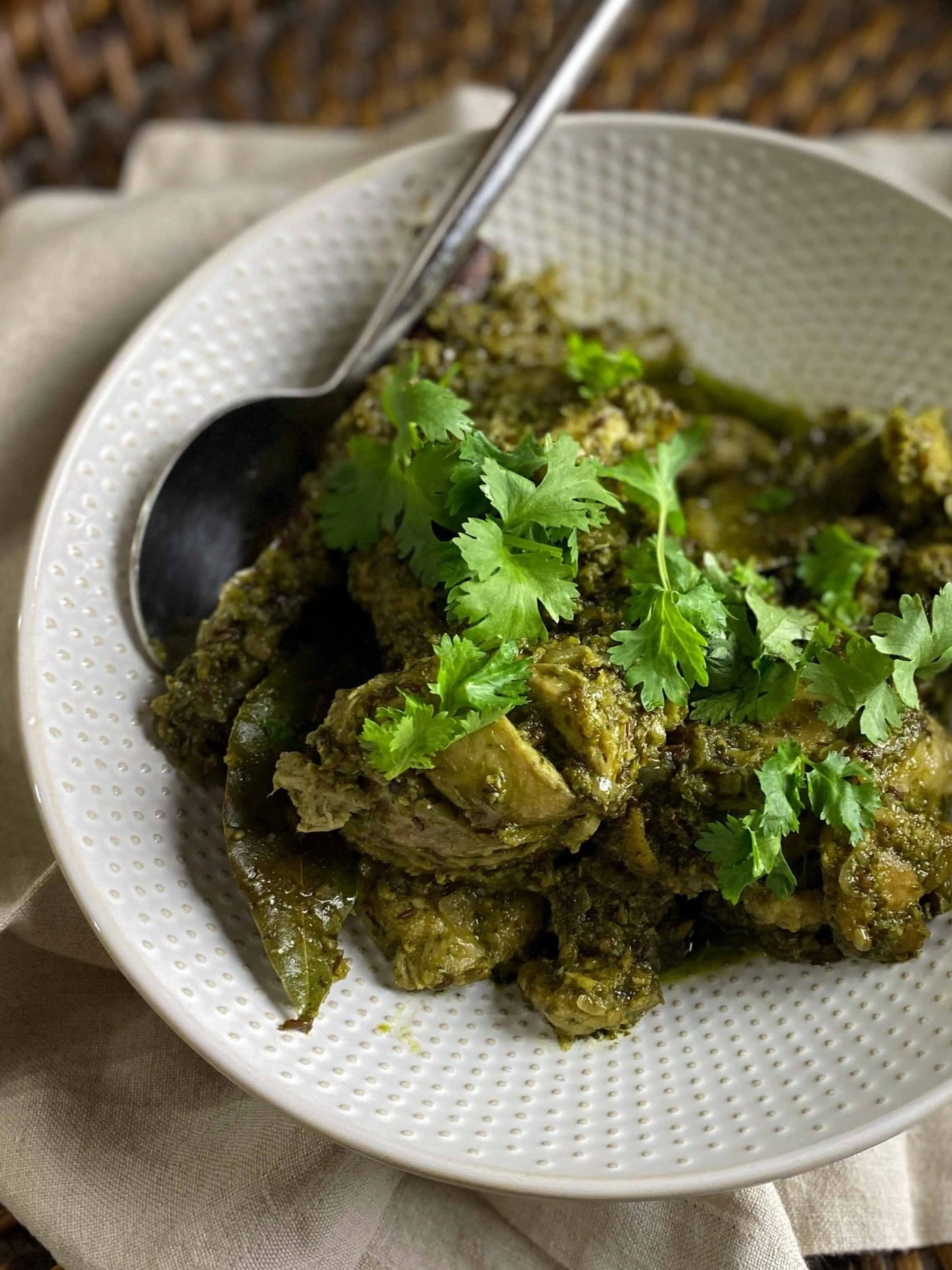 Coriander Chicken Curry (Dhaniya)