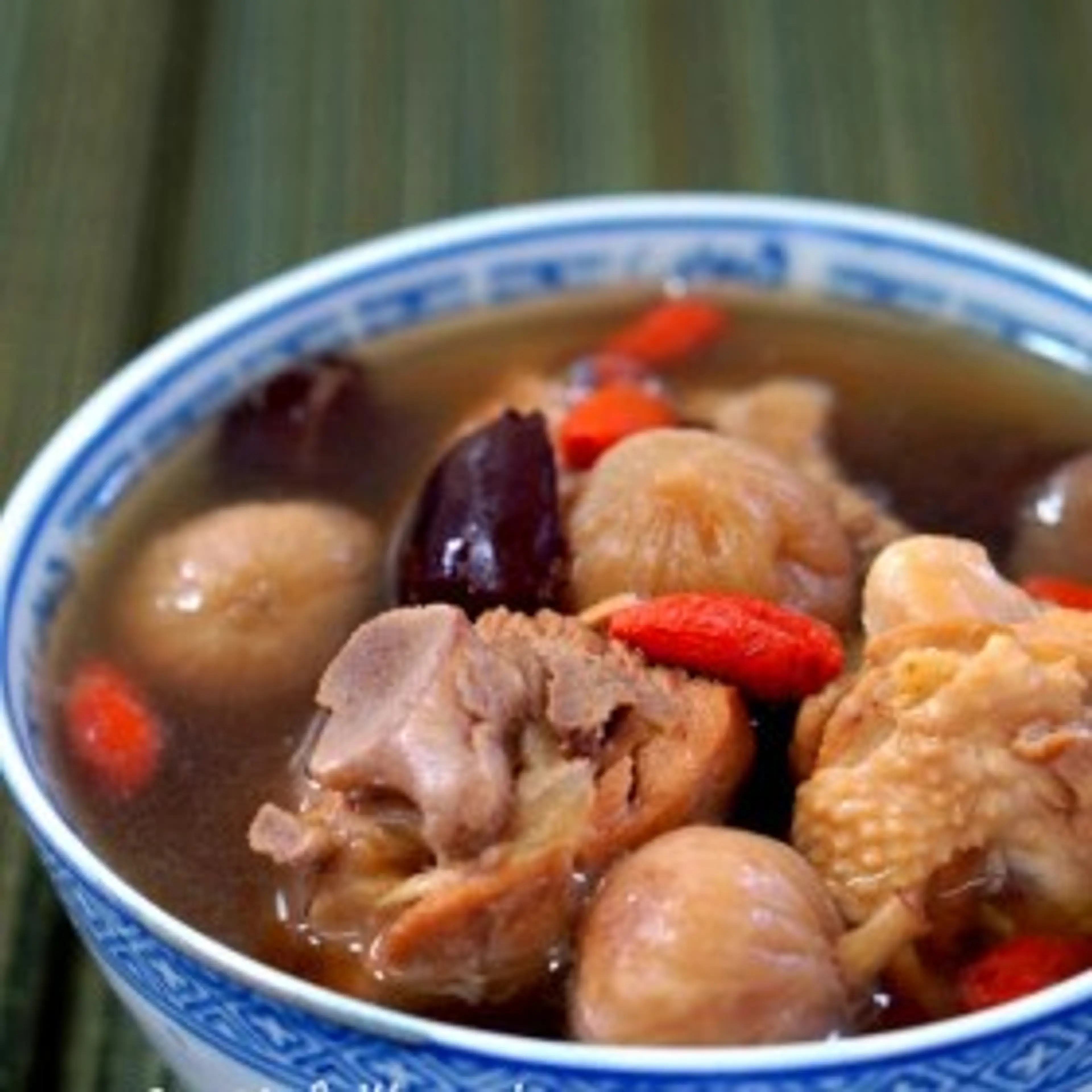 Figs, Chicken and Red Dates Soup