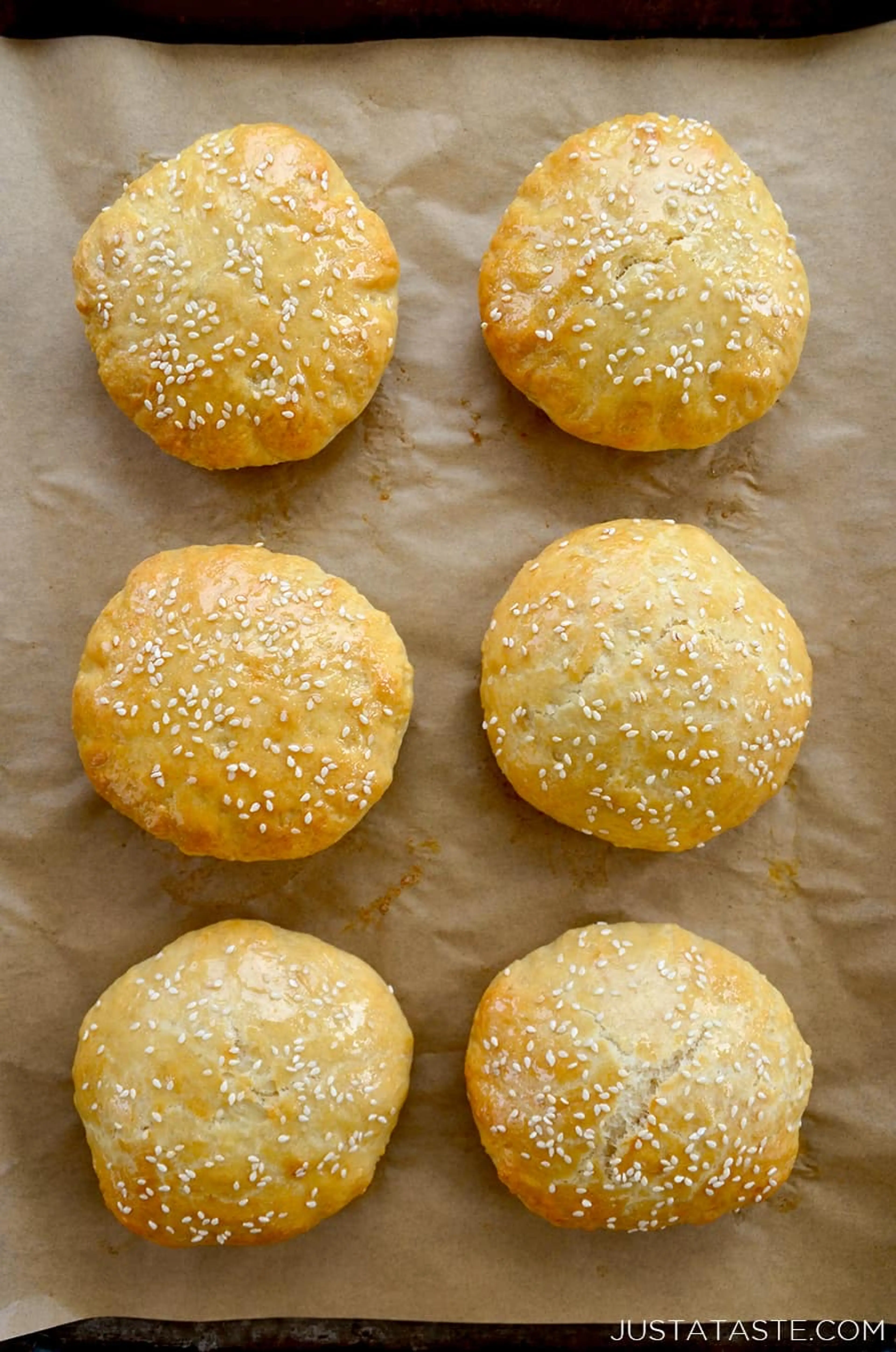 Quick Homemade Burger Buns Without Yeast