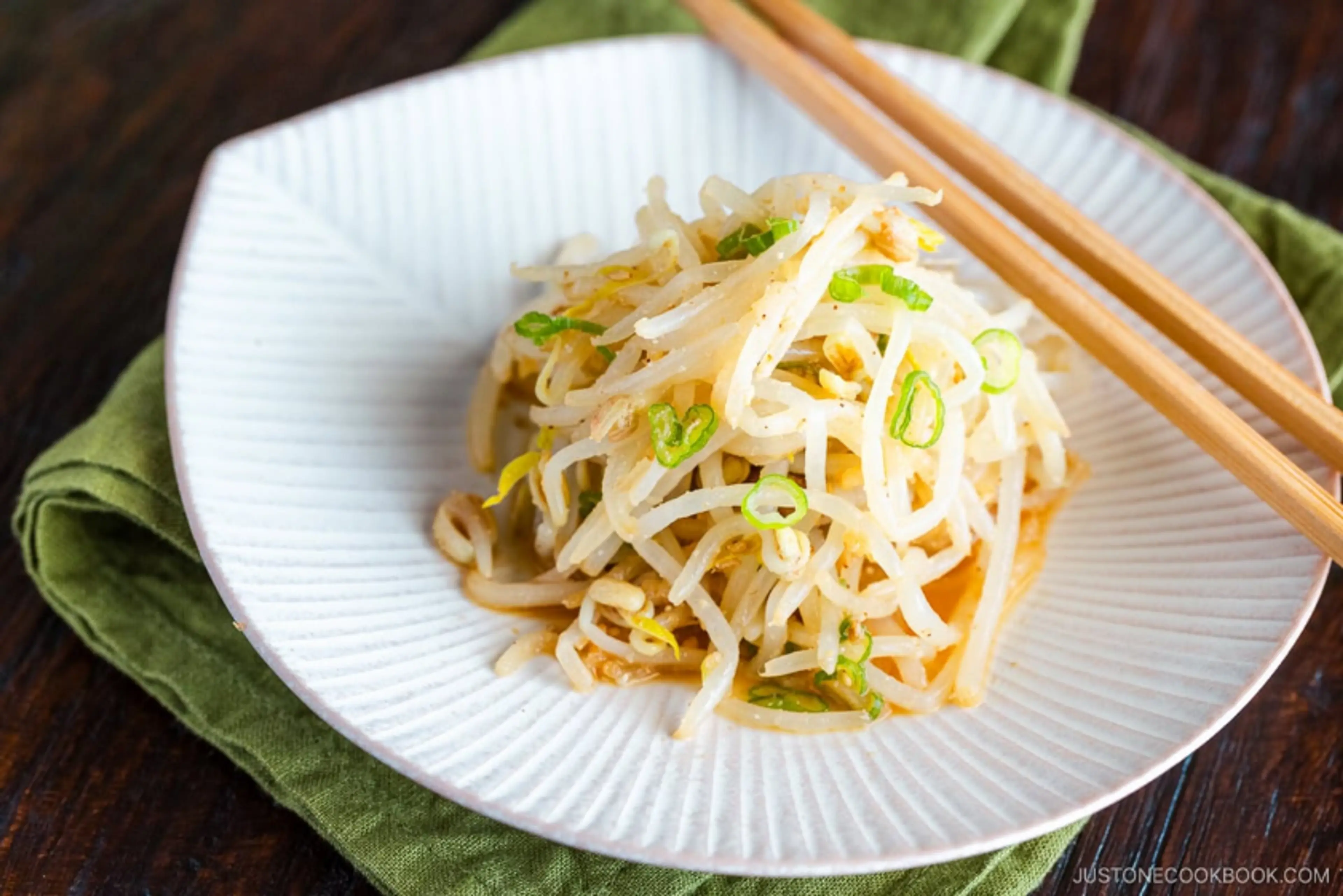 Bean Sprout Salad