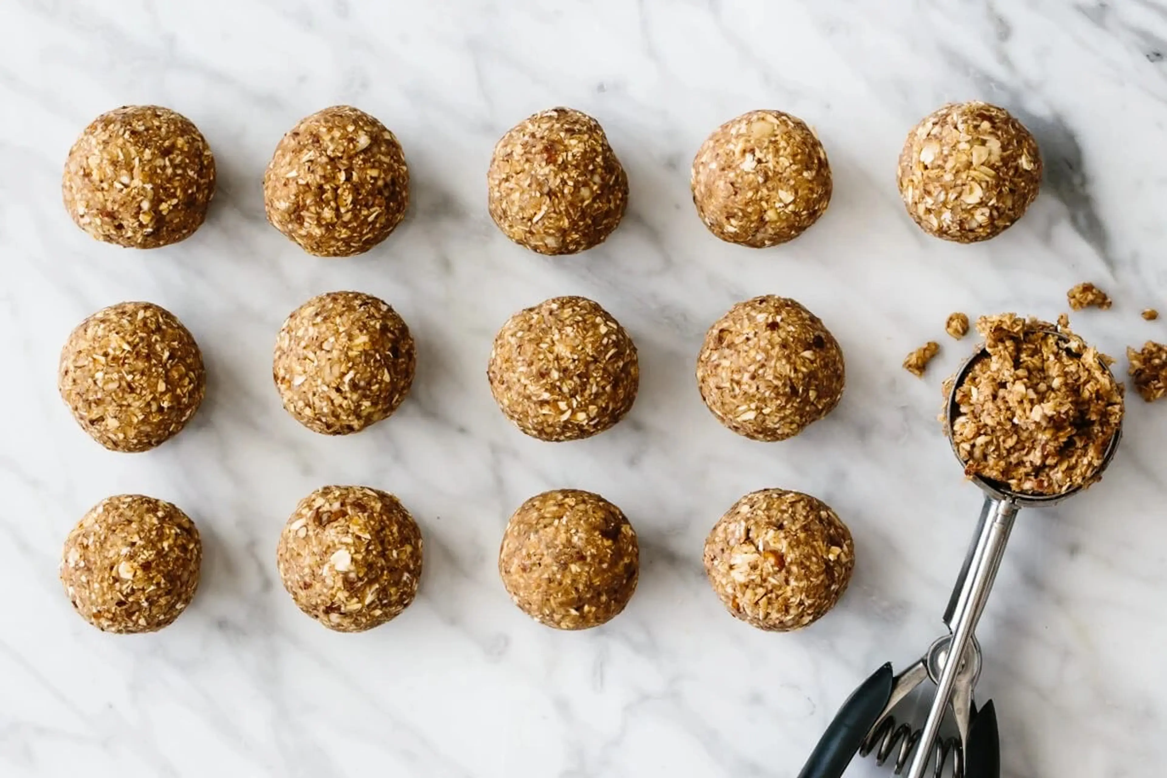 Banana Bread Energy Balls