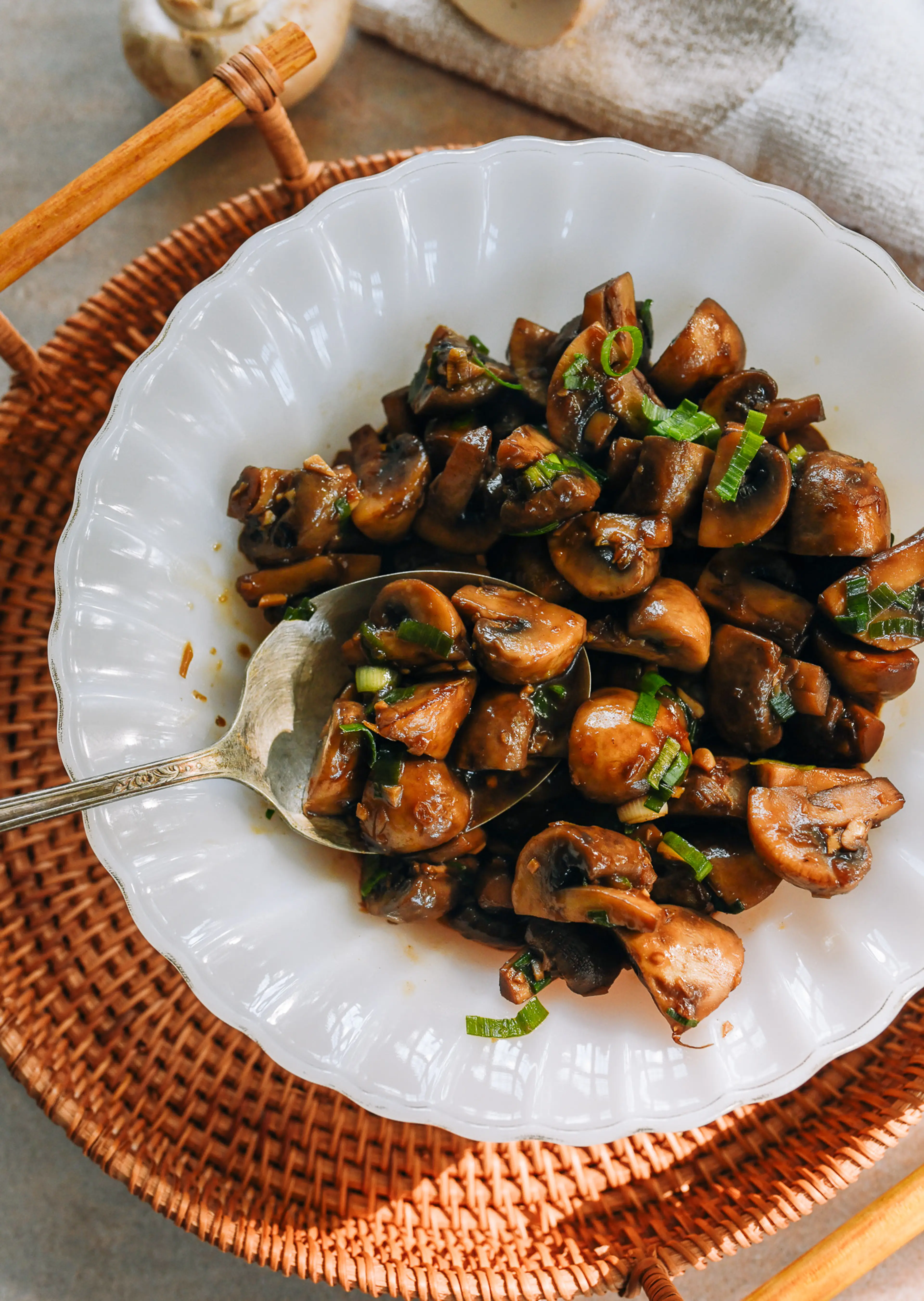 Braised Mushrooms (Chinese-Style)