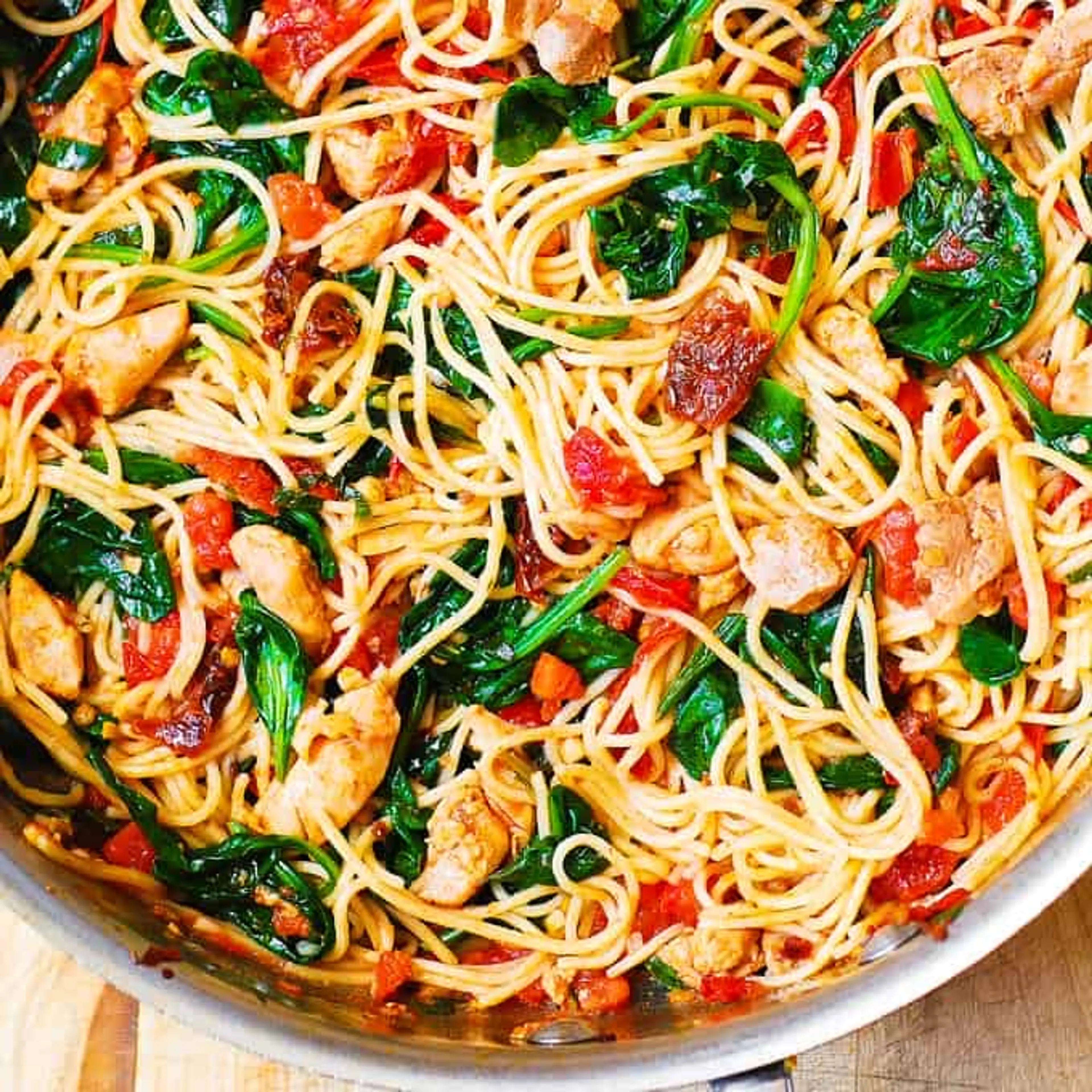 Tomato Spinach Chicken Spaghetti