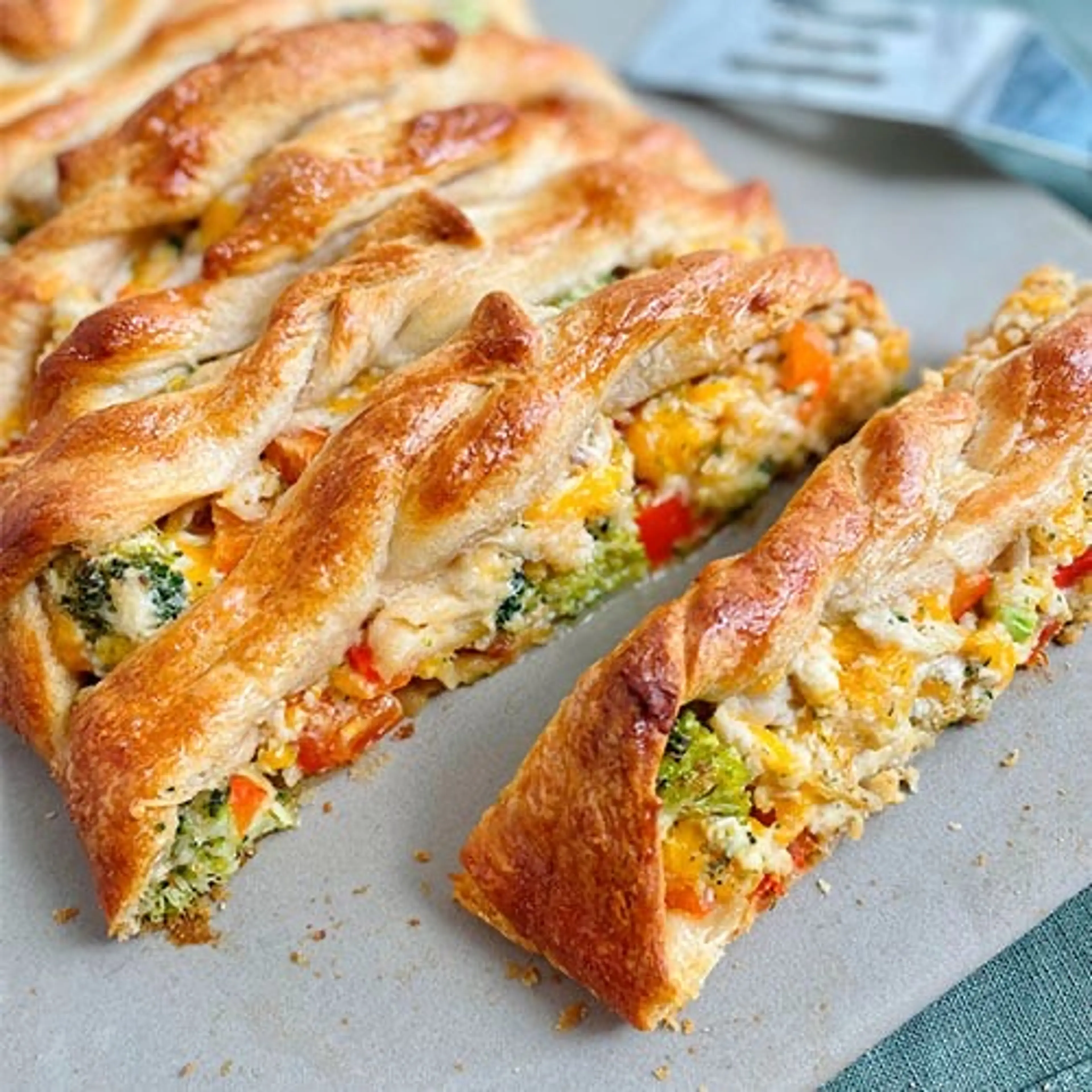 Chicken & Broccoli Braid