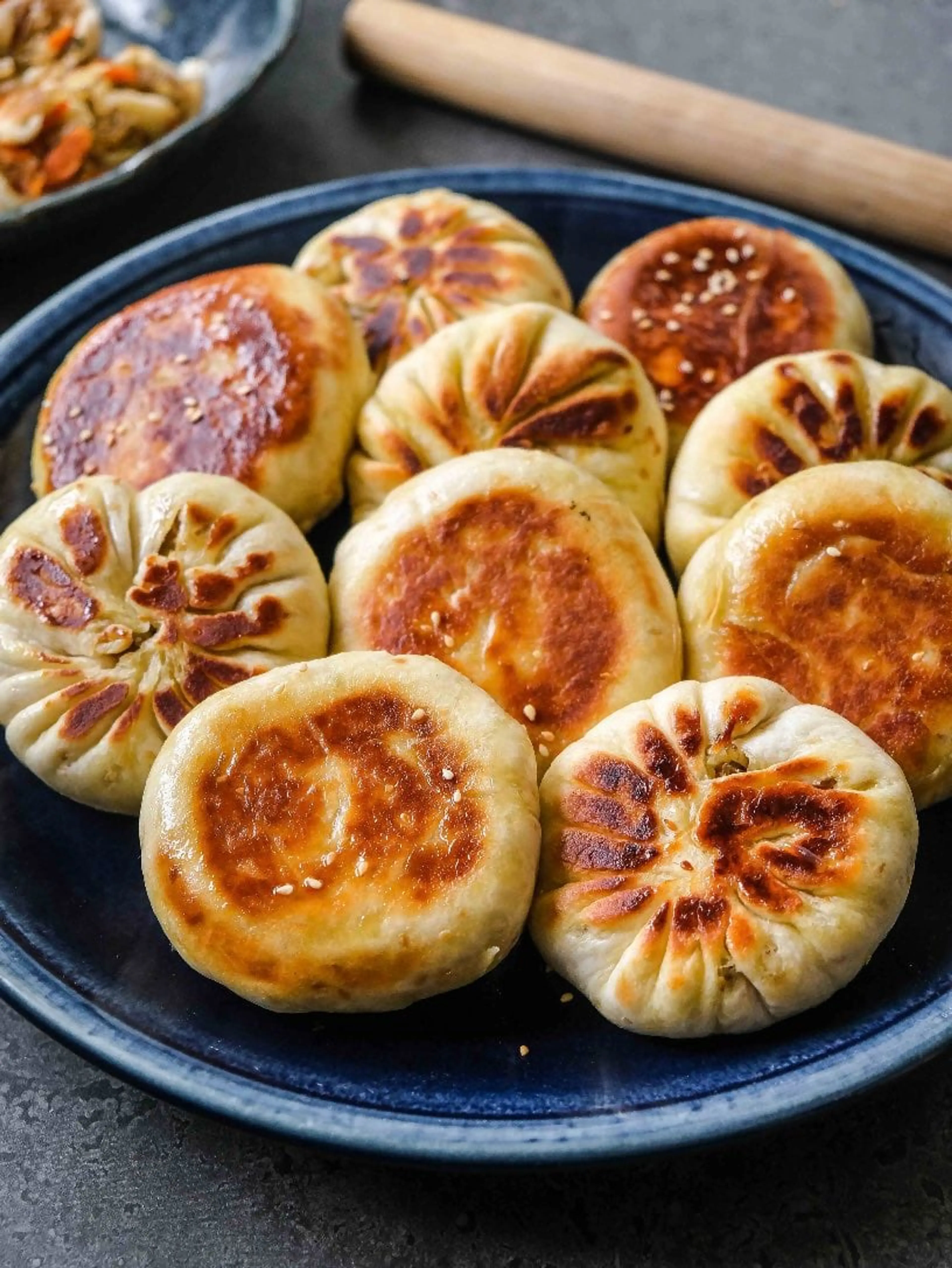 Vegan Pan-Fried Buns (Sheng Jian Bao, 生煎包)