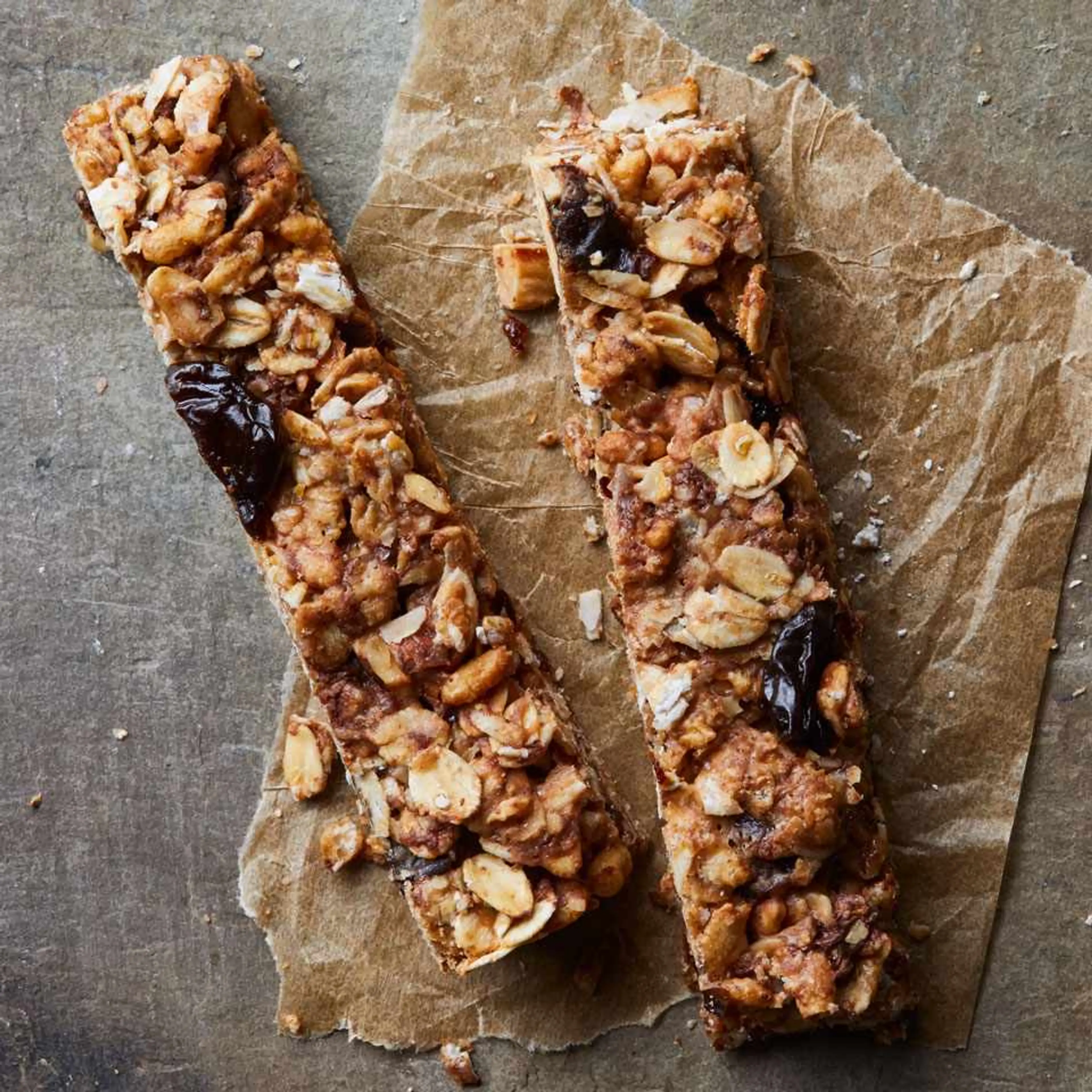 Cherry-Chocolate Chip Granola Bars