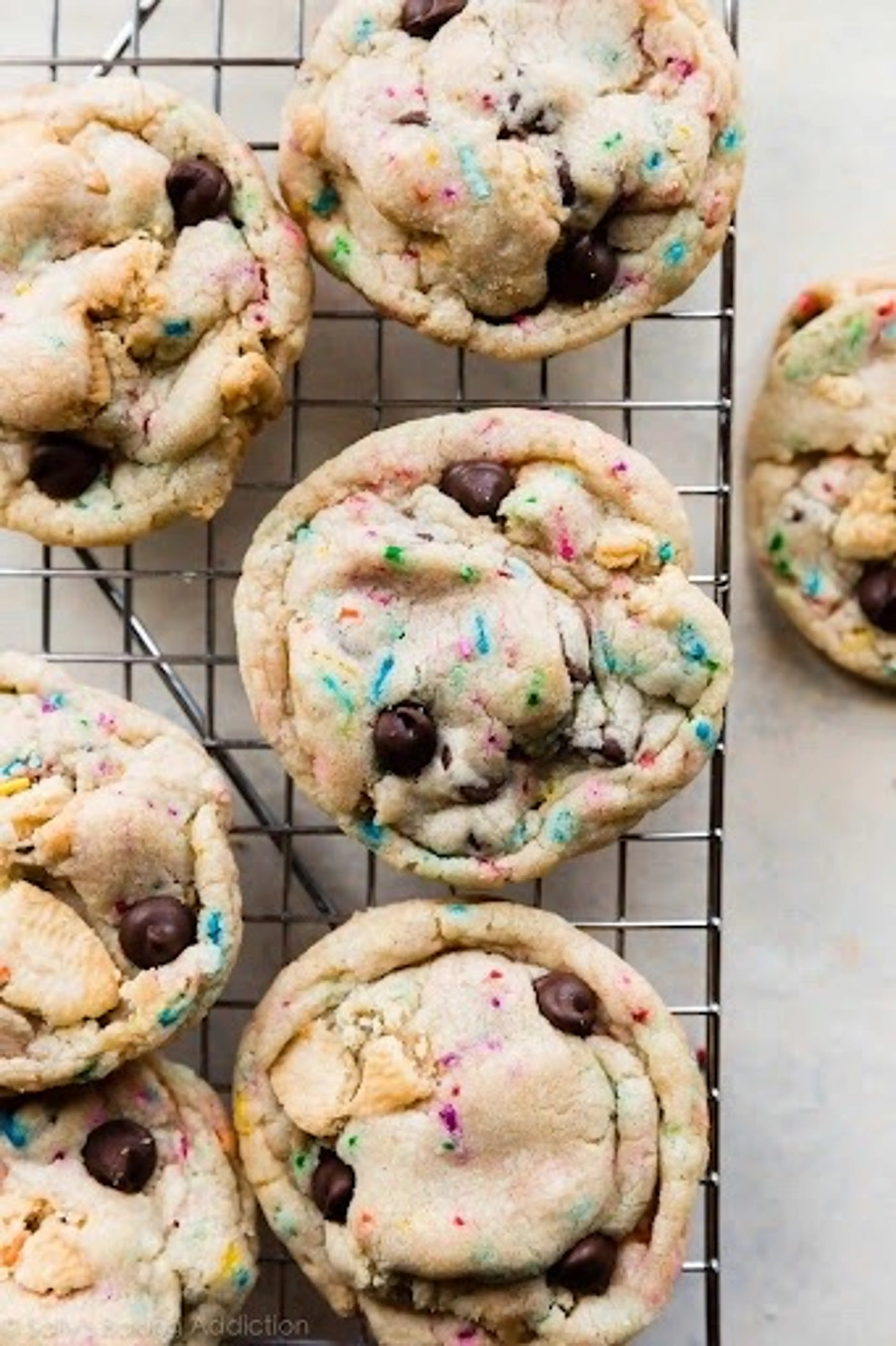 Cake Batter Oreo Cookies