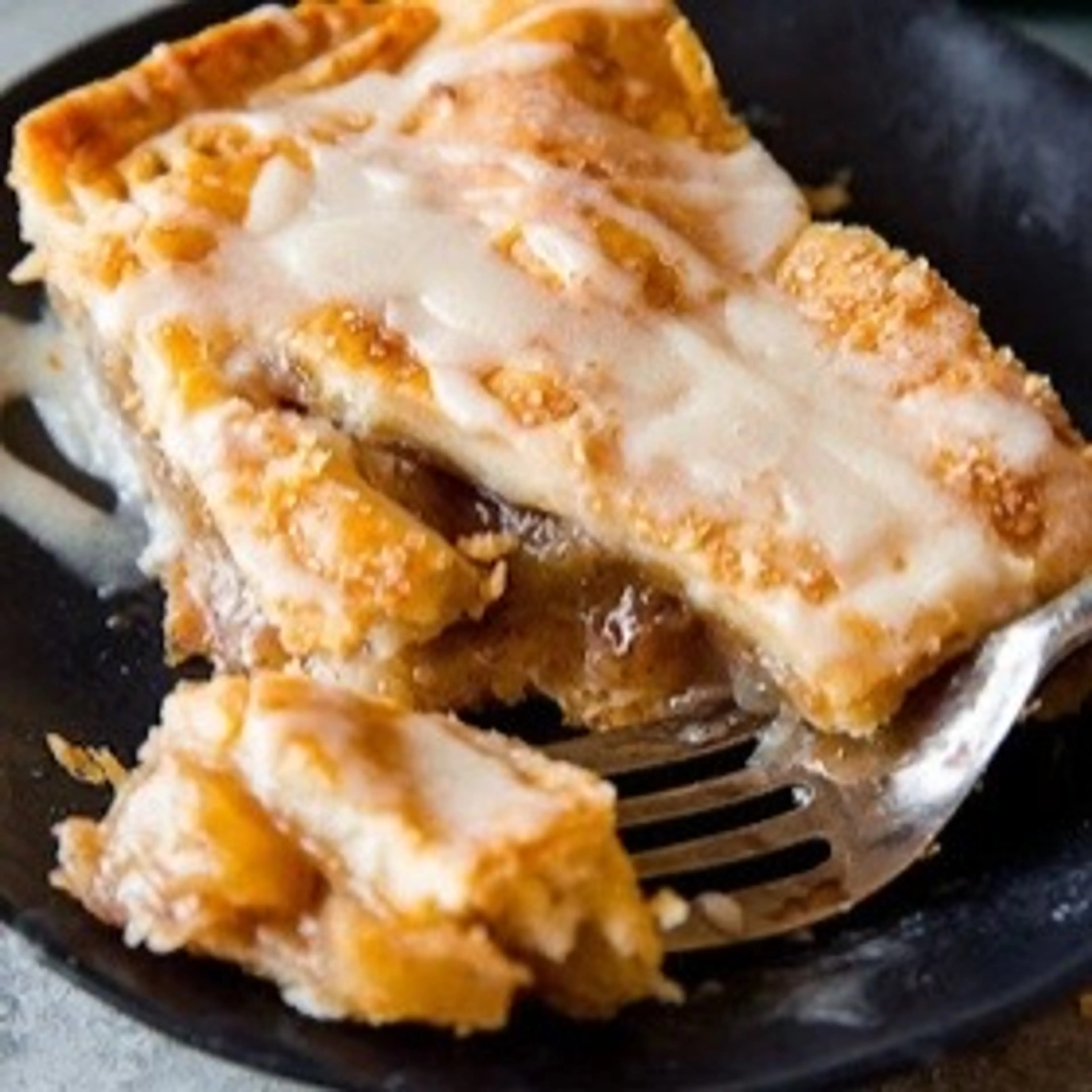 Apple Slab Pie with Maple Icing