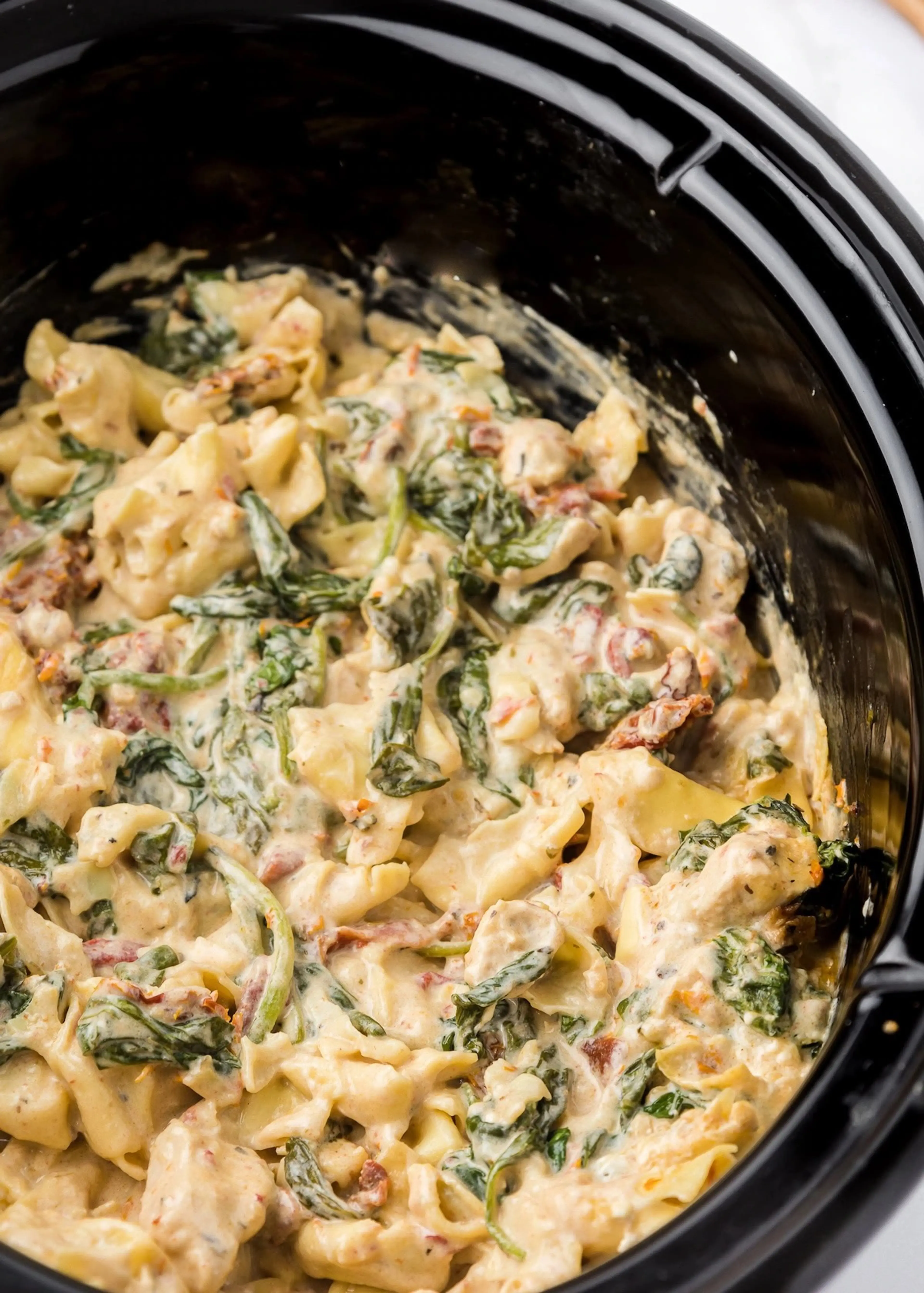 Slow Cooker Tuscan Chicken Tortellini