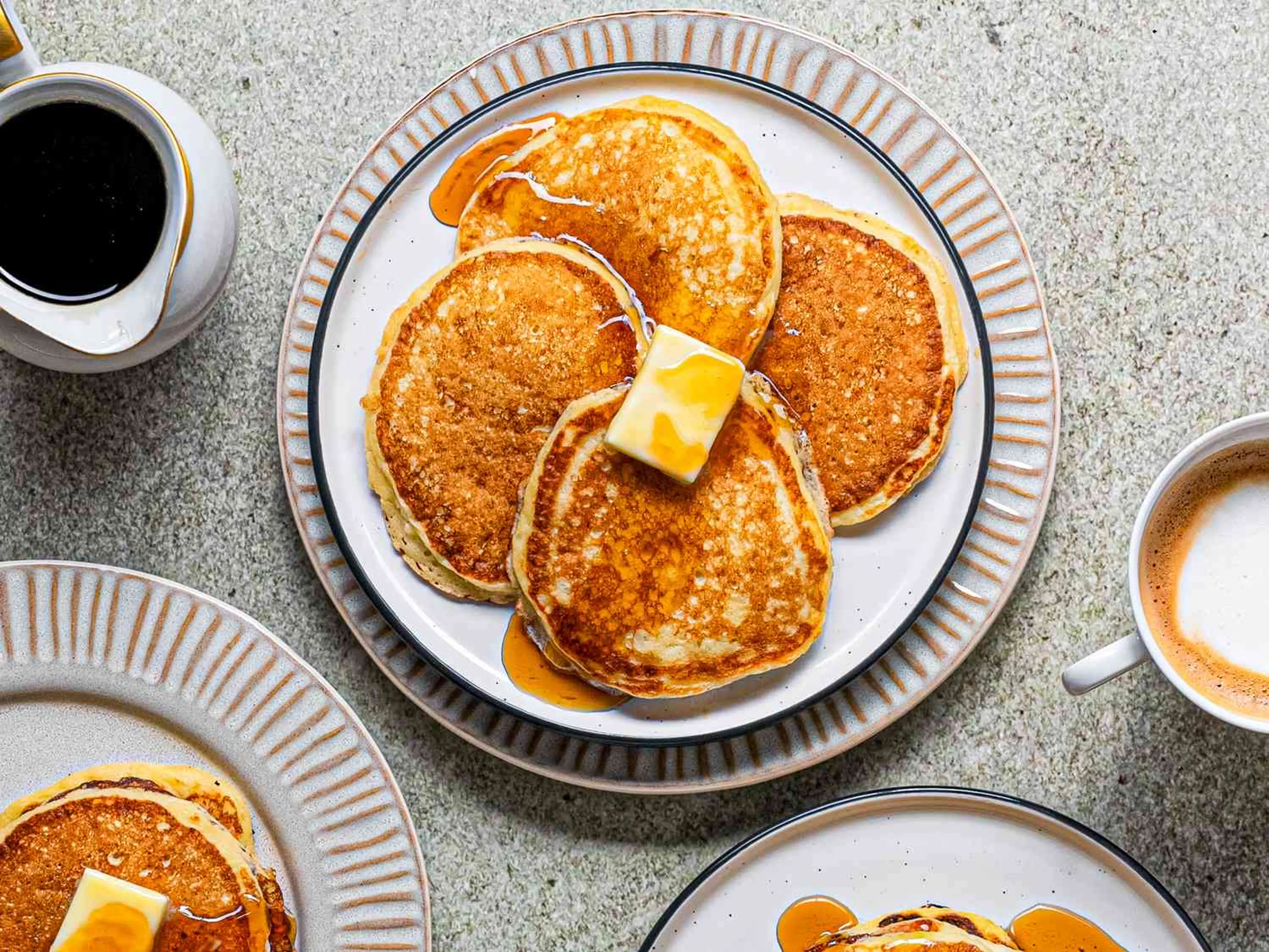 Light and Fluffy Buttermilk Pancakes