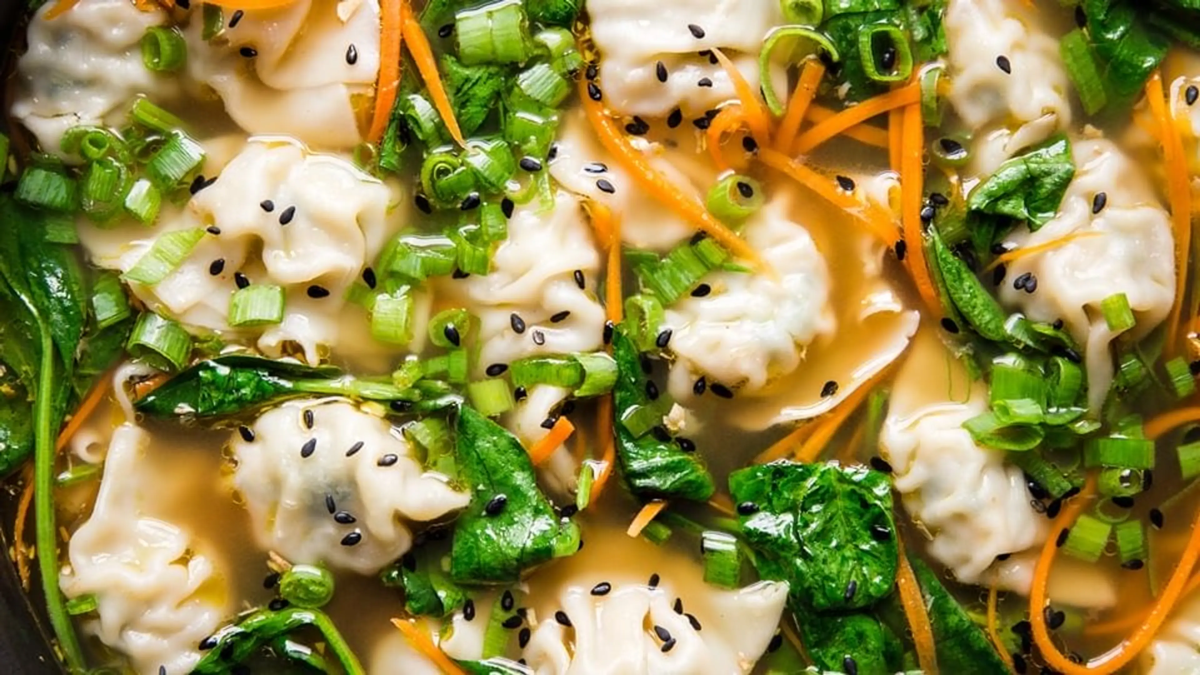 Easy Dumpling Soup (Potsticker Soup)