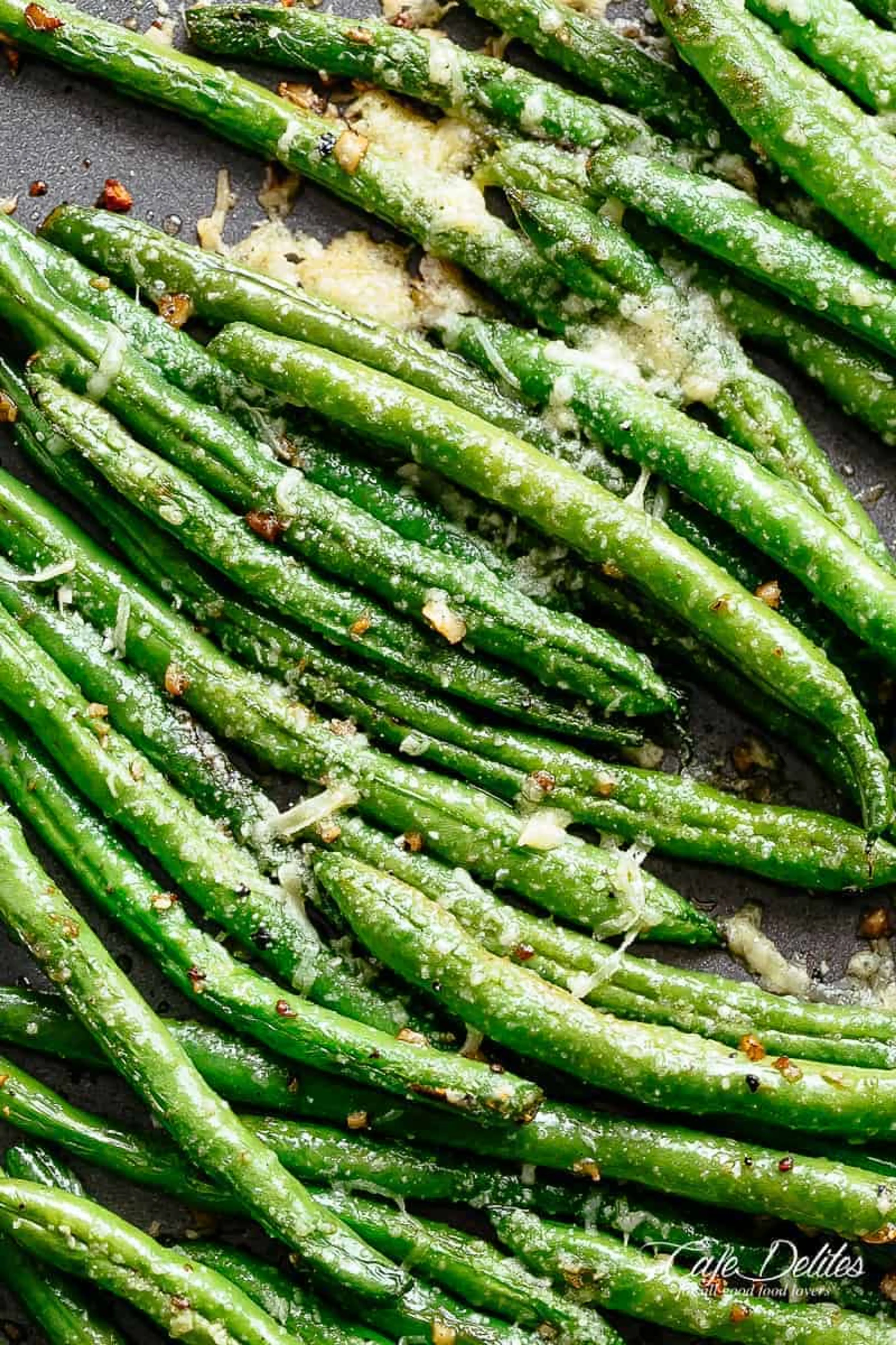 Garlic Green Beans with Parmesan