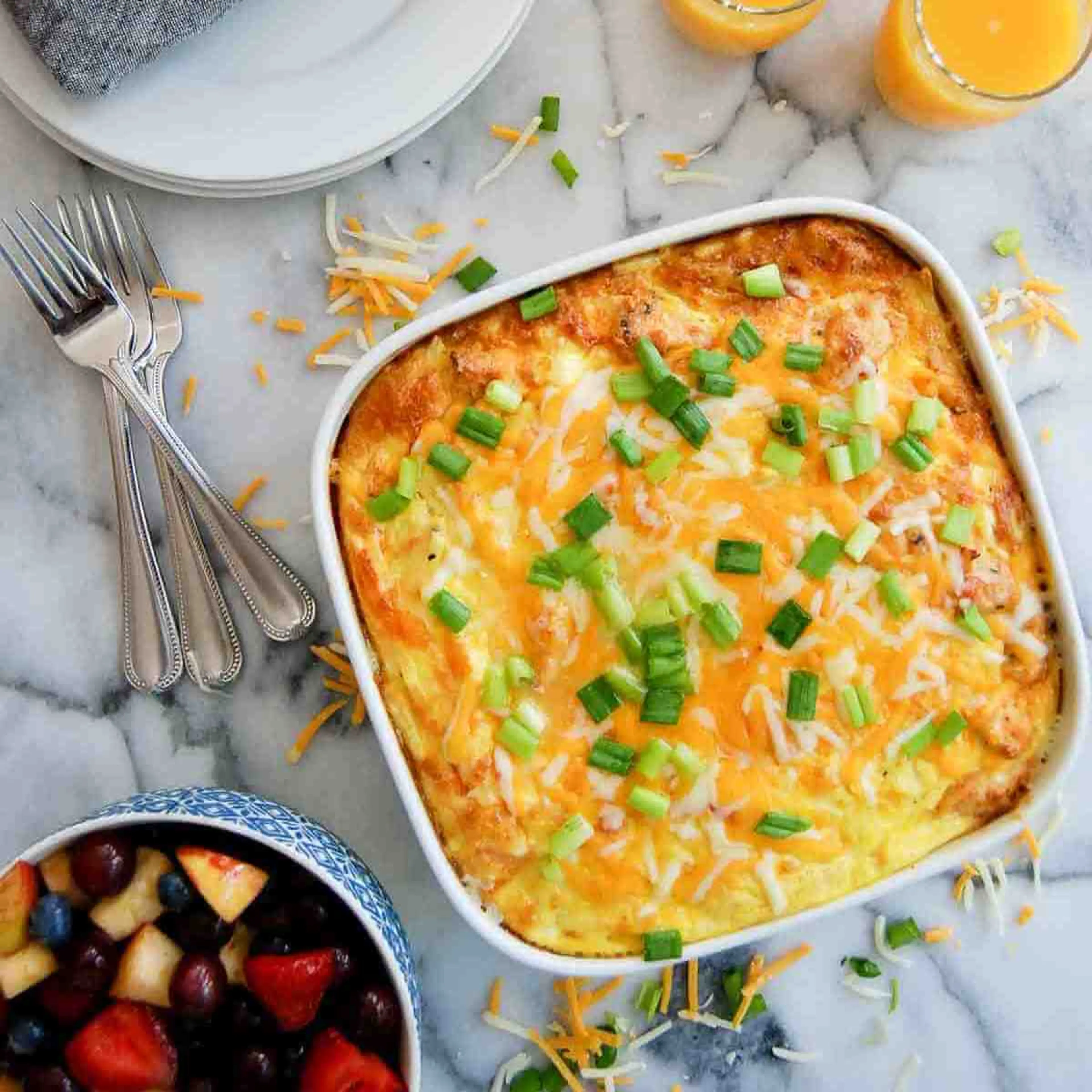 Easy 5-Ingredient Cheesy Chicken Hash Brown Casserole