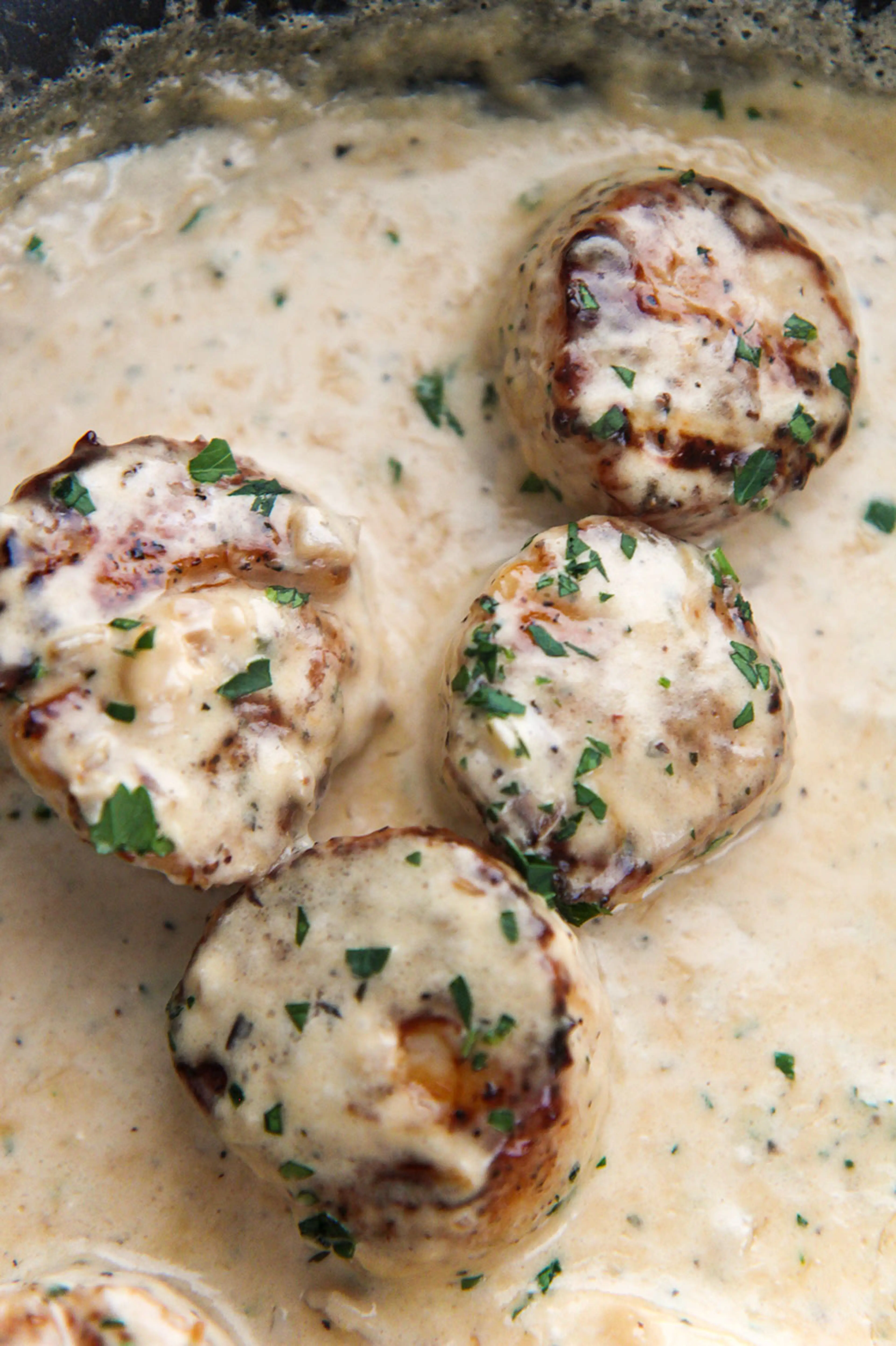 Creamy Garlic Scallops