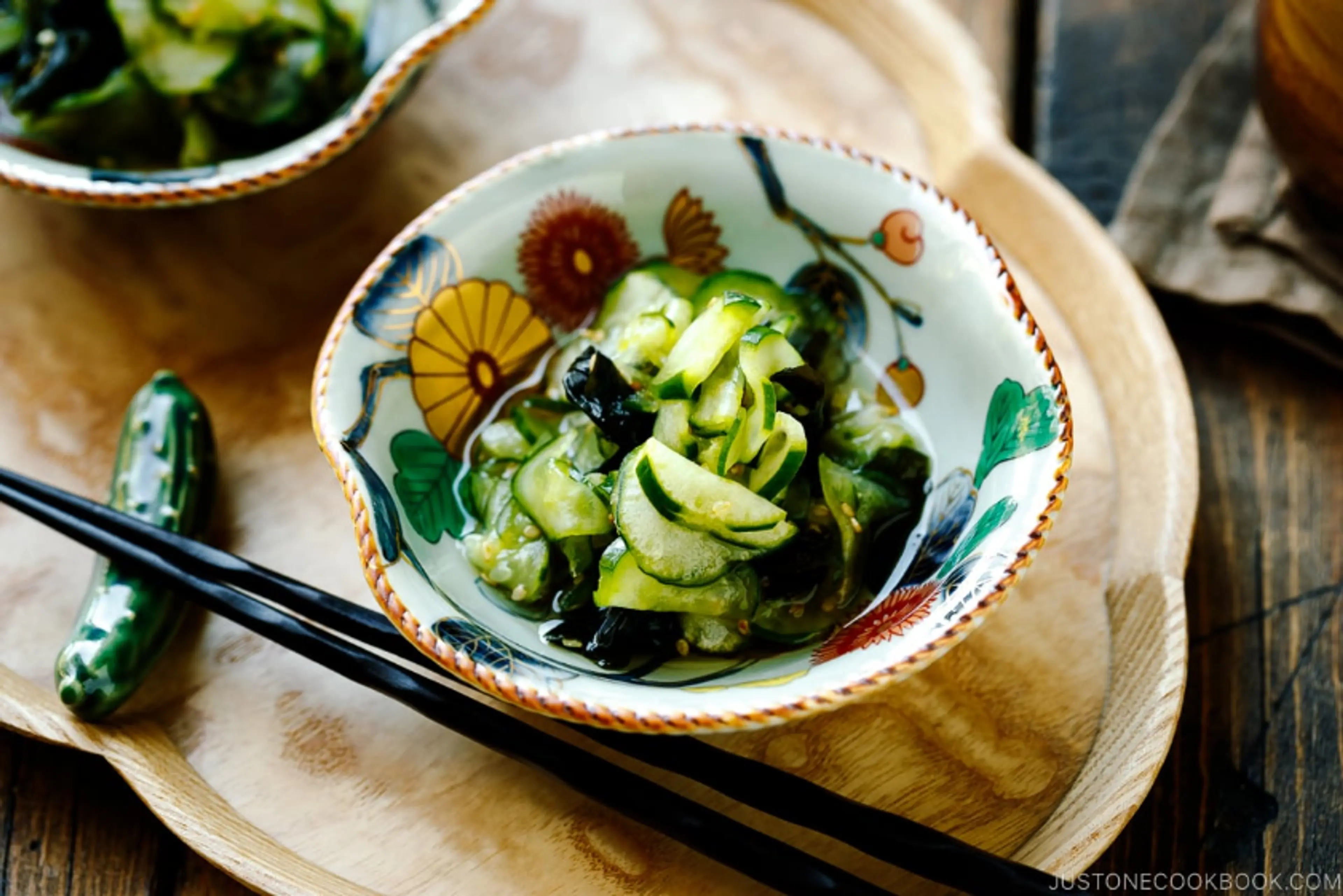 Japanese Cucumber Salad (Sunomono)