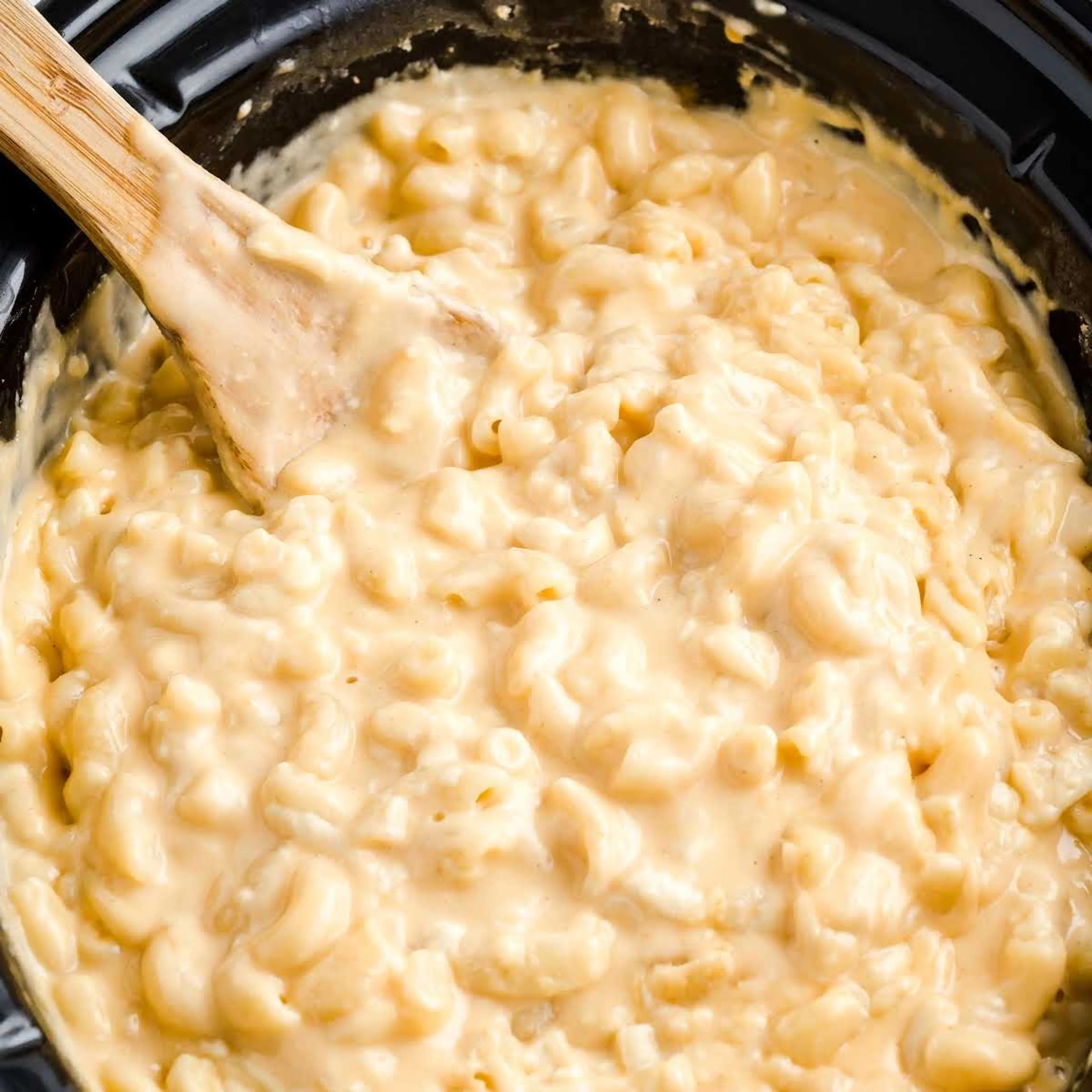 Crockpot Mac N Cheese