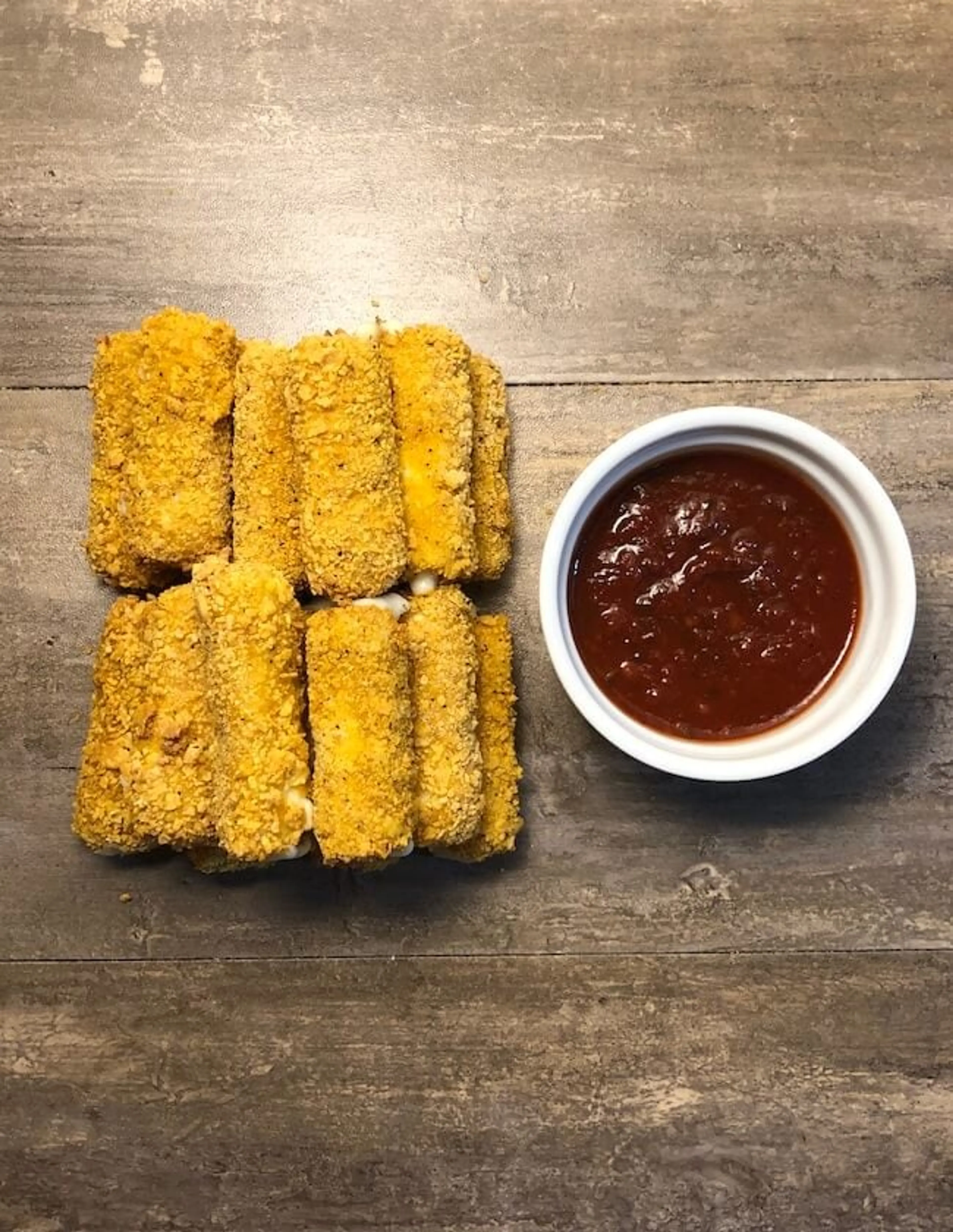 Air Fryer Mozzarella Sticks